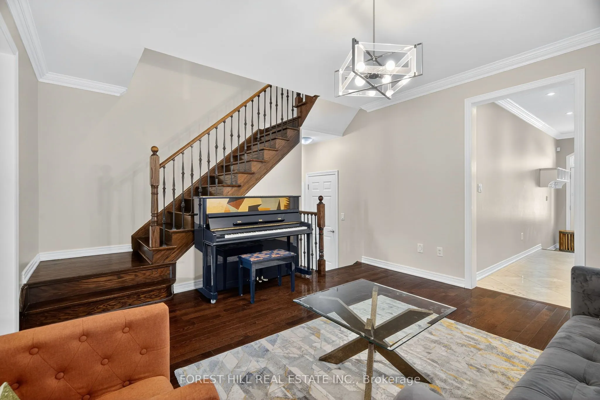 9 Robert Green Crescent
