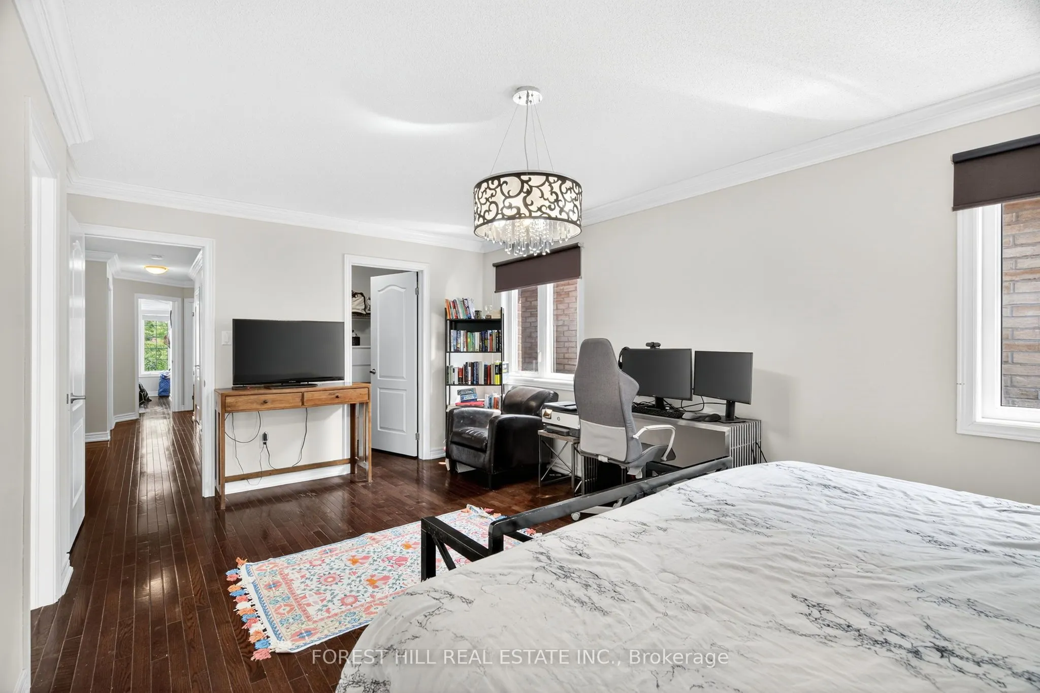 9 Robert Green Crescent