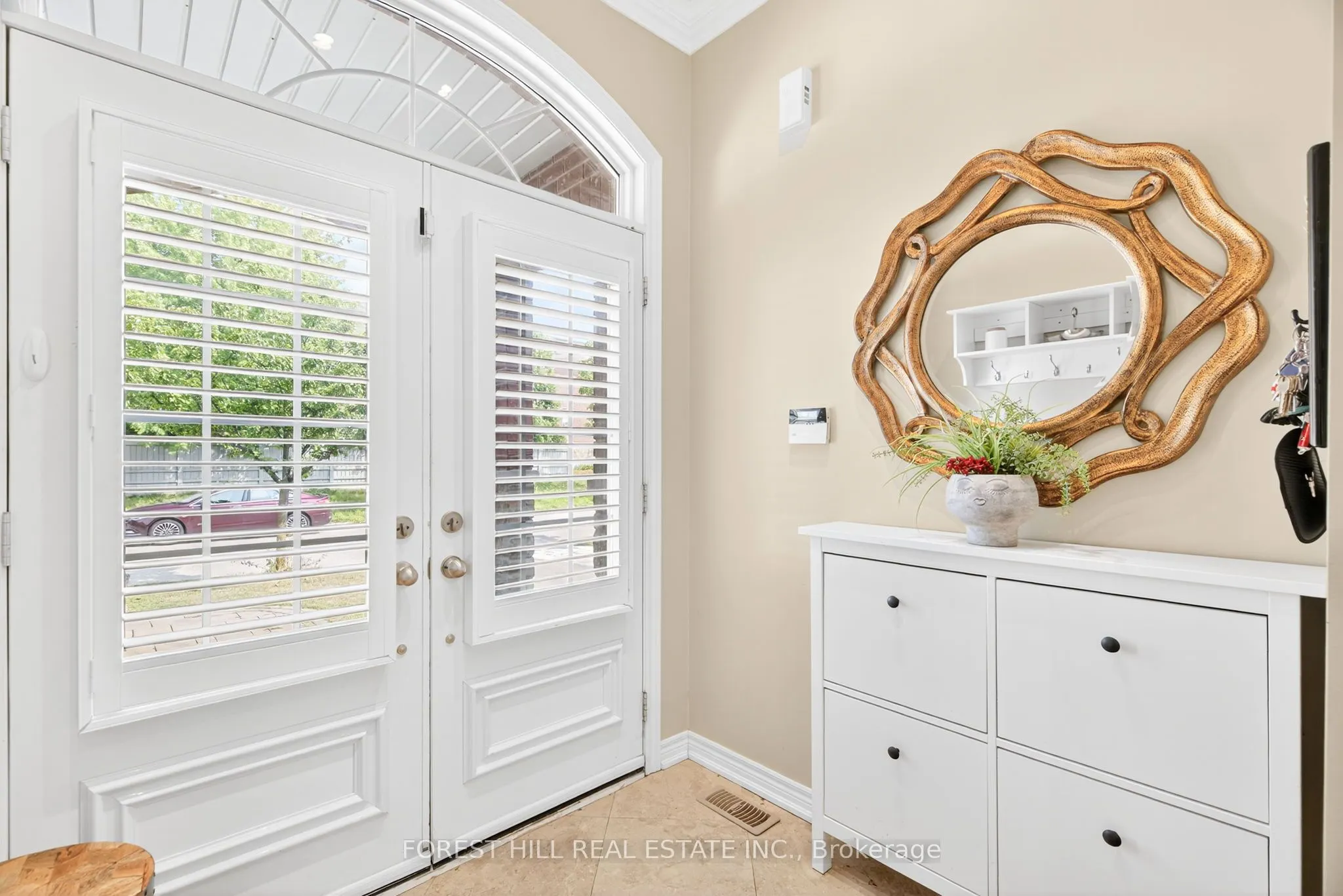 9 Robert Green Crescent