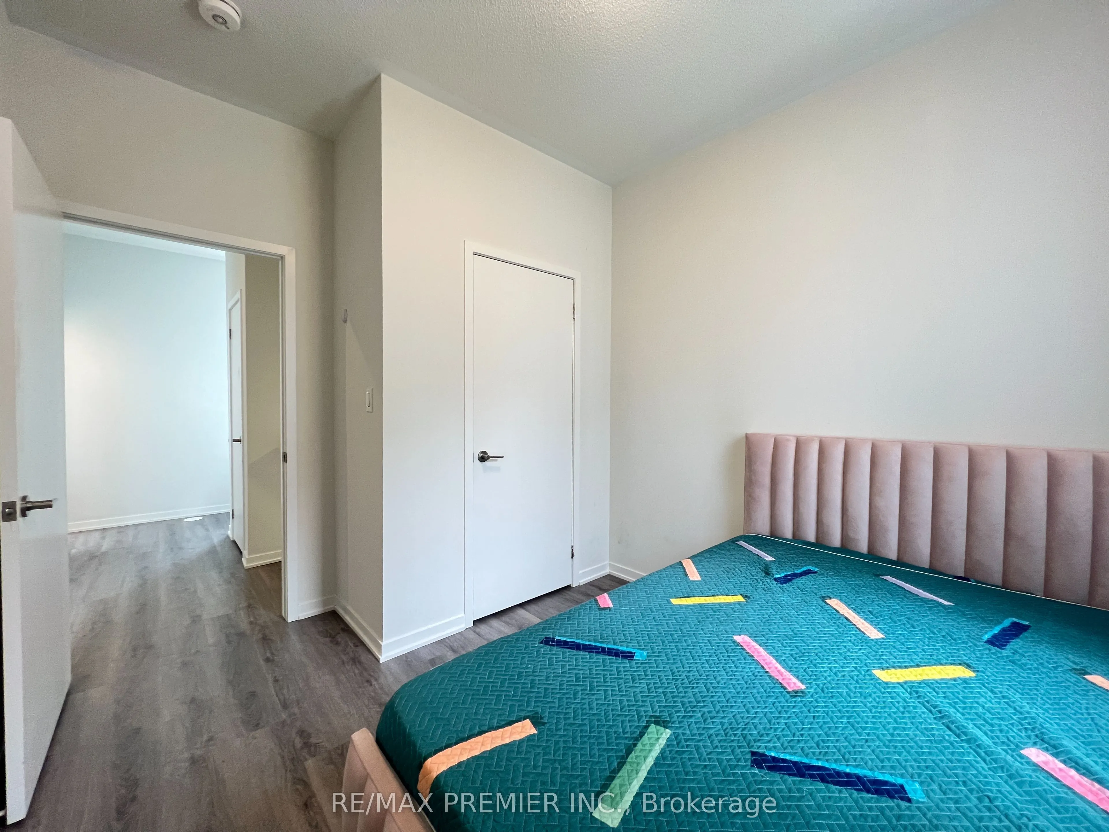3 Mable Smith Way, #10