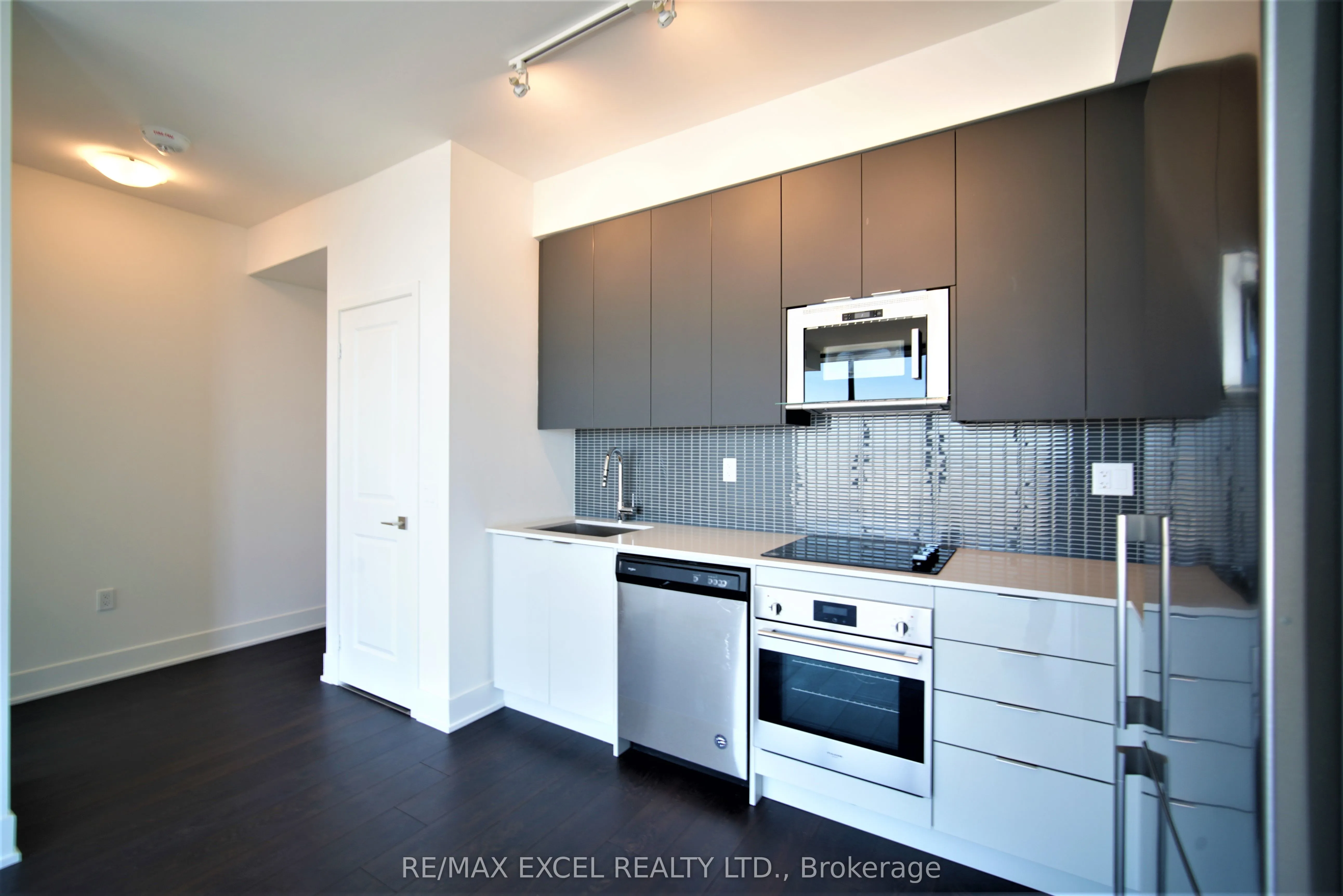 2908 Highway 7 Road, #2607