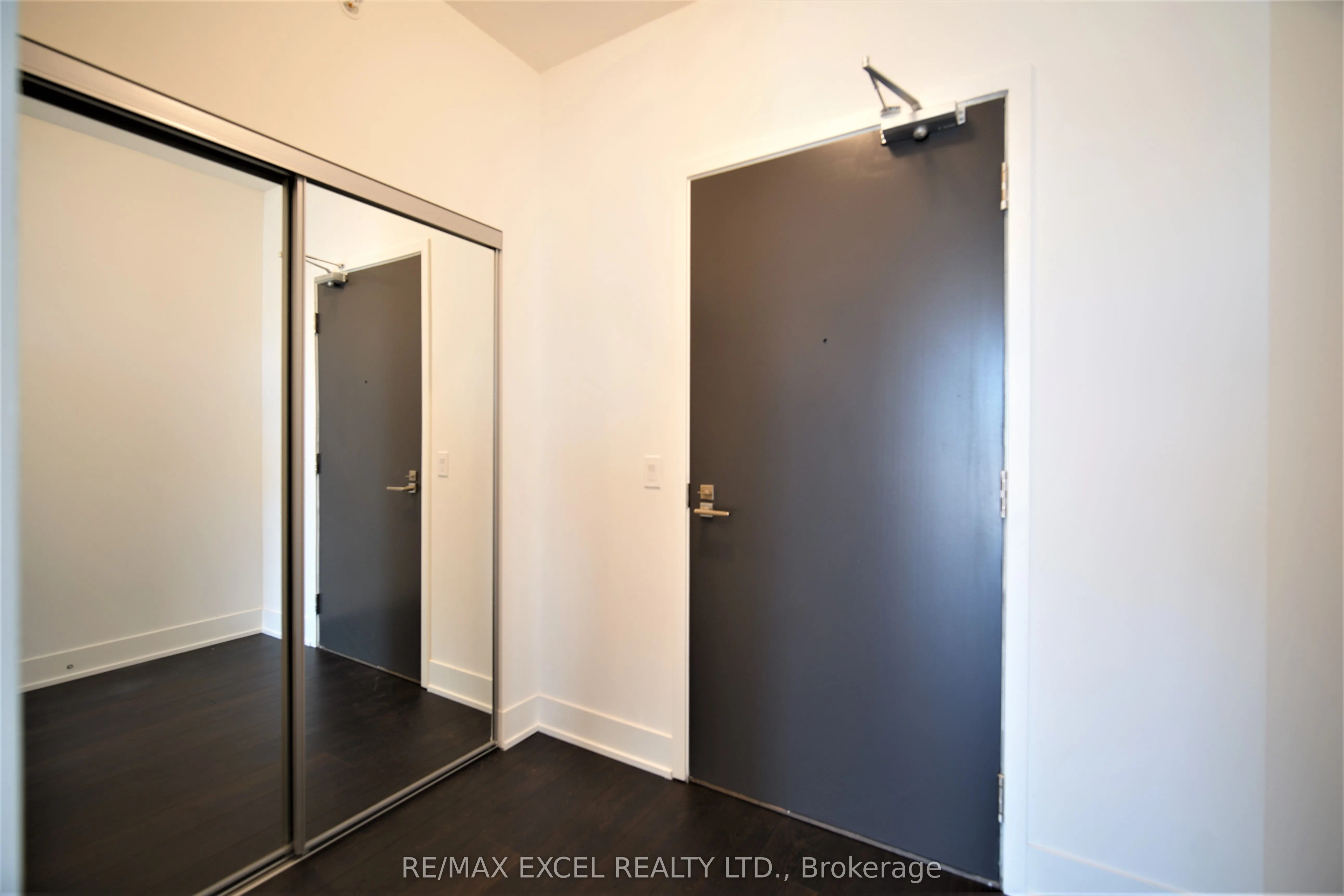 2908 Highway 7 Road, #2607