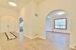 7887 Dufferin Street, #(Back)