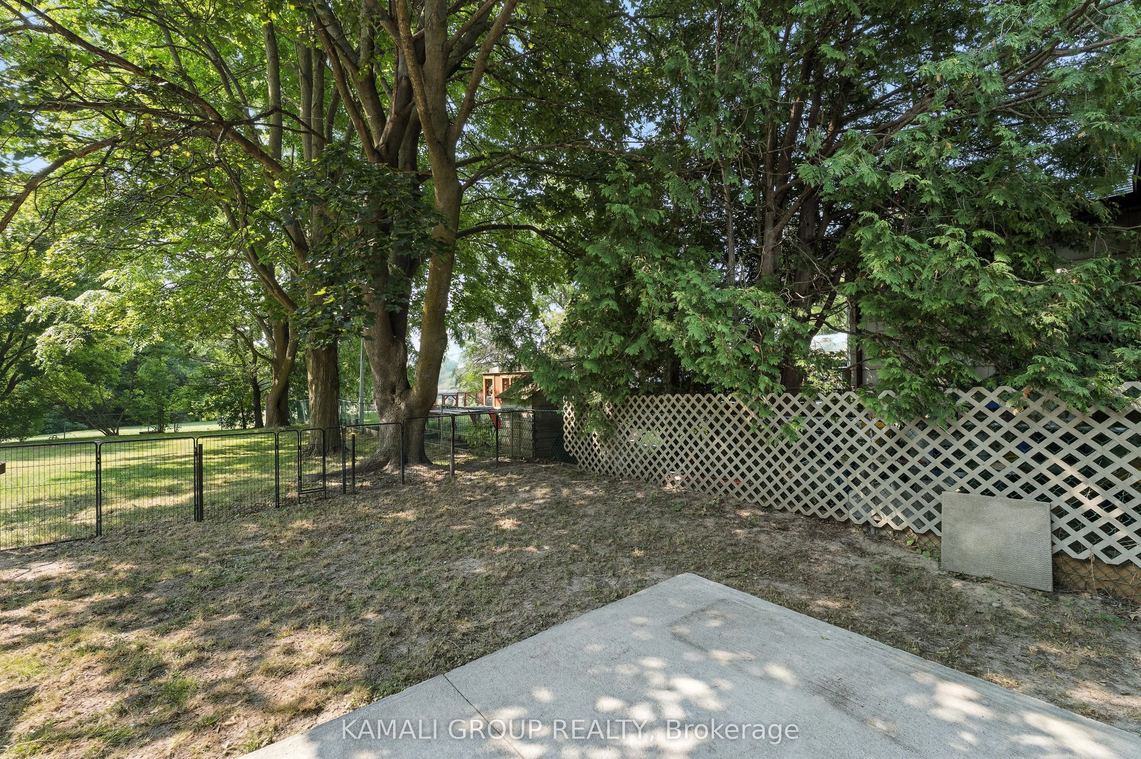162 Queen Street