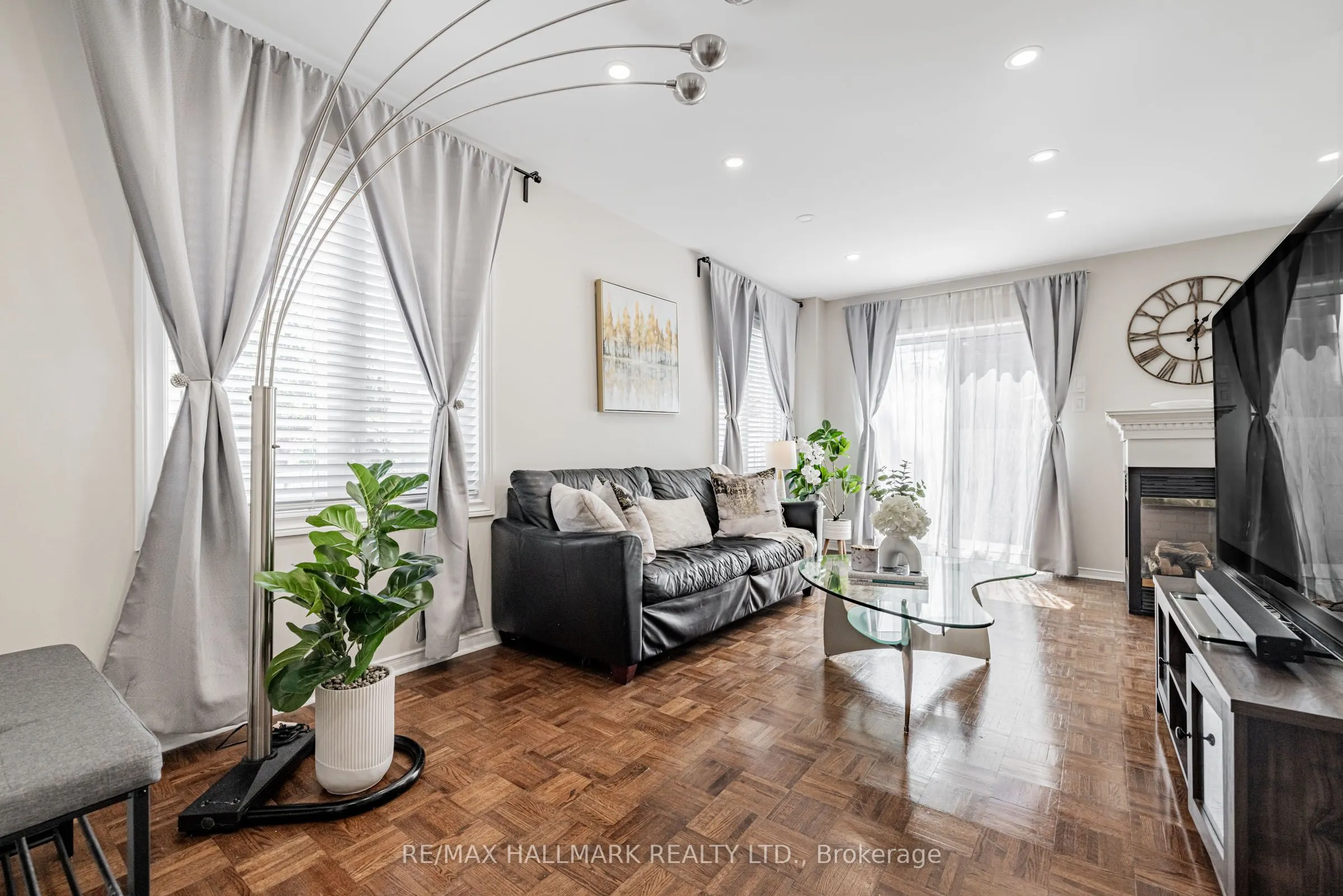 2 Michelle Drive