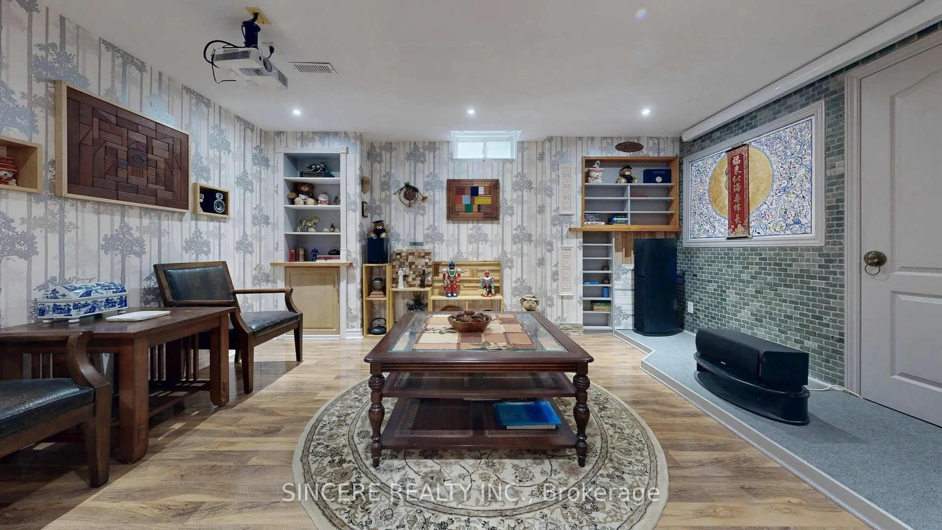 85 Silver Linden Drive