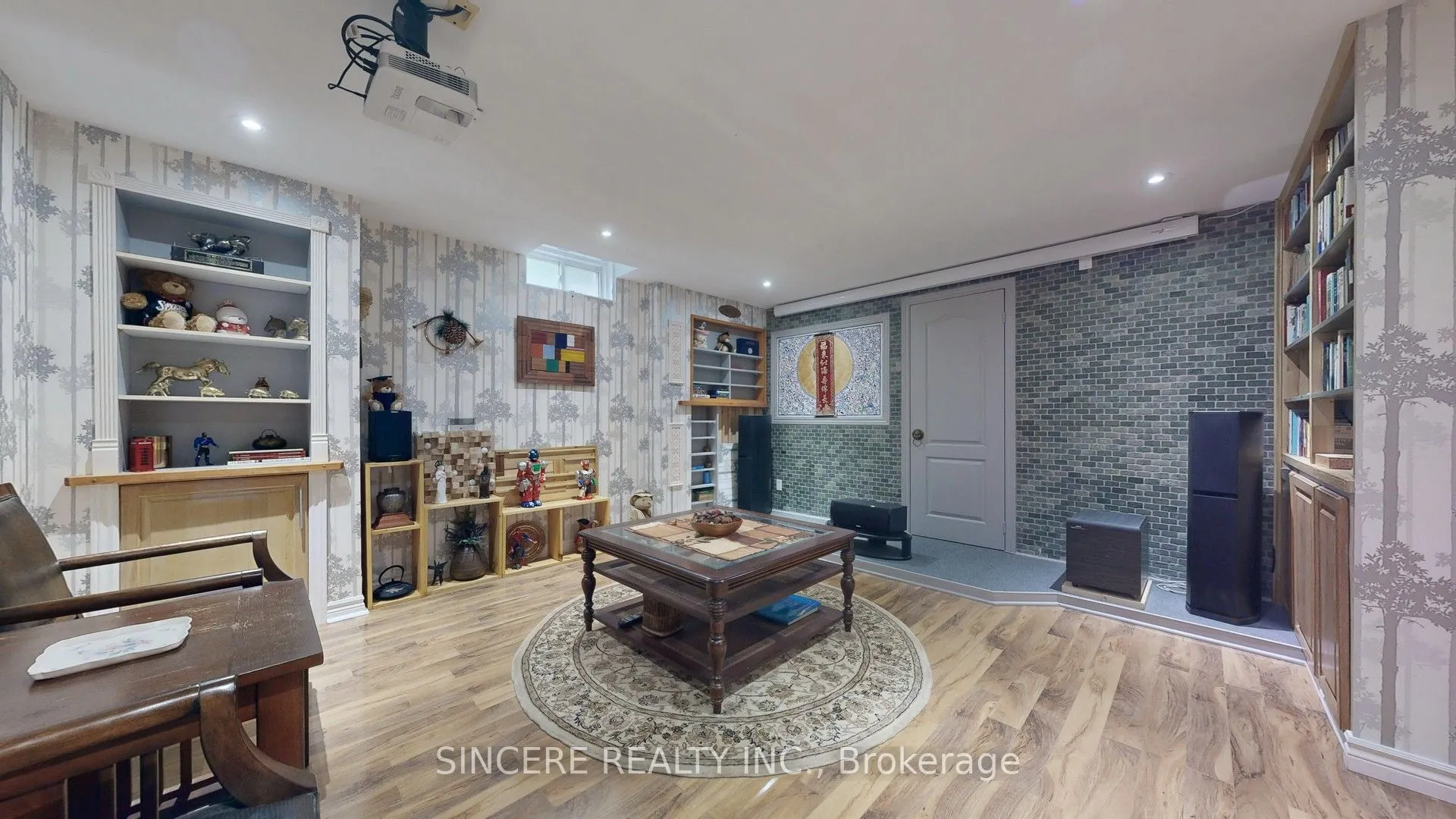 85 Silver Linden Drive