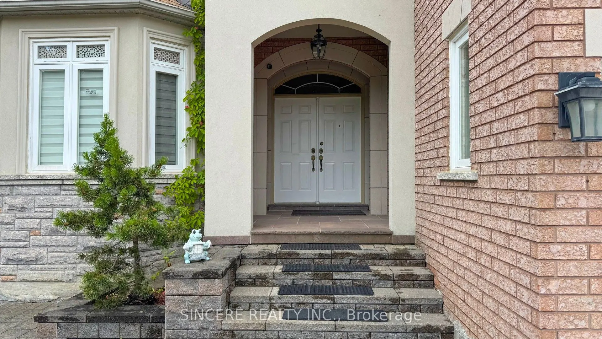 85 Silver Linden Drive