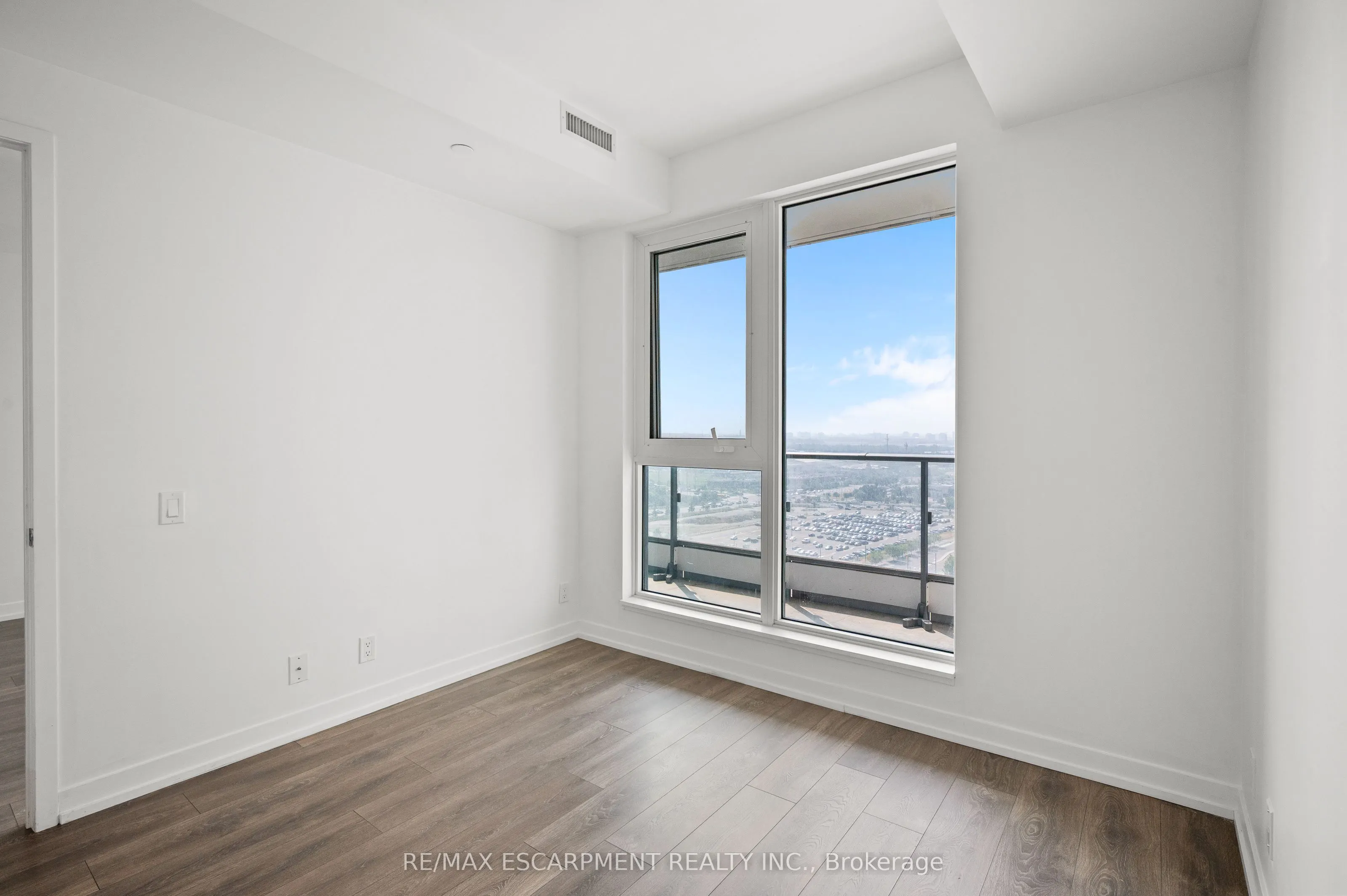 898 Portage Parkway, #2107