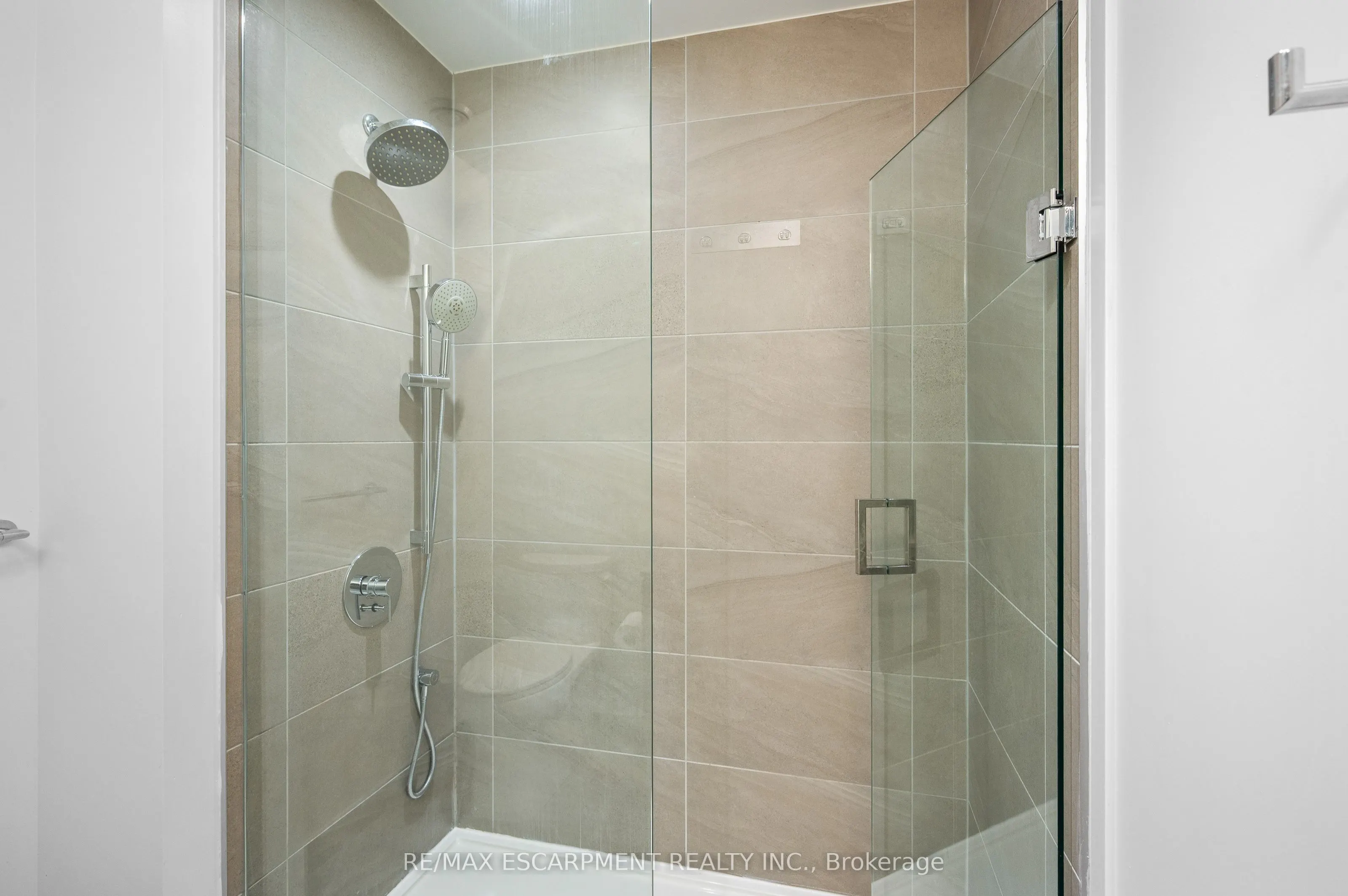 898 Portage Parkway, #2107