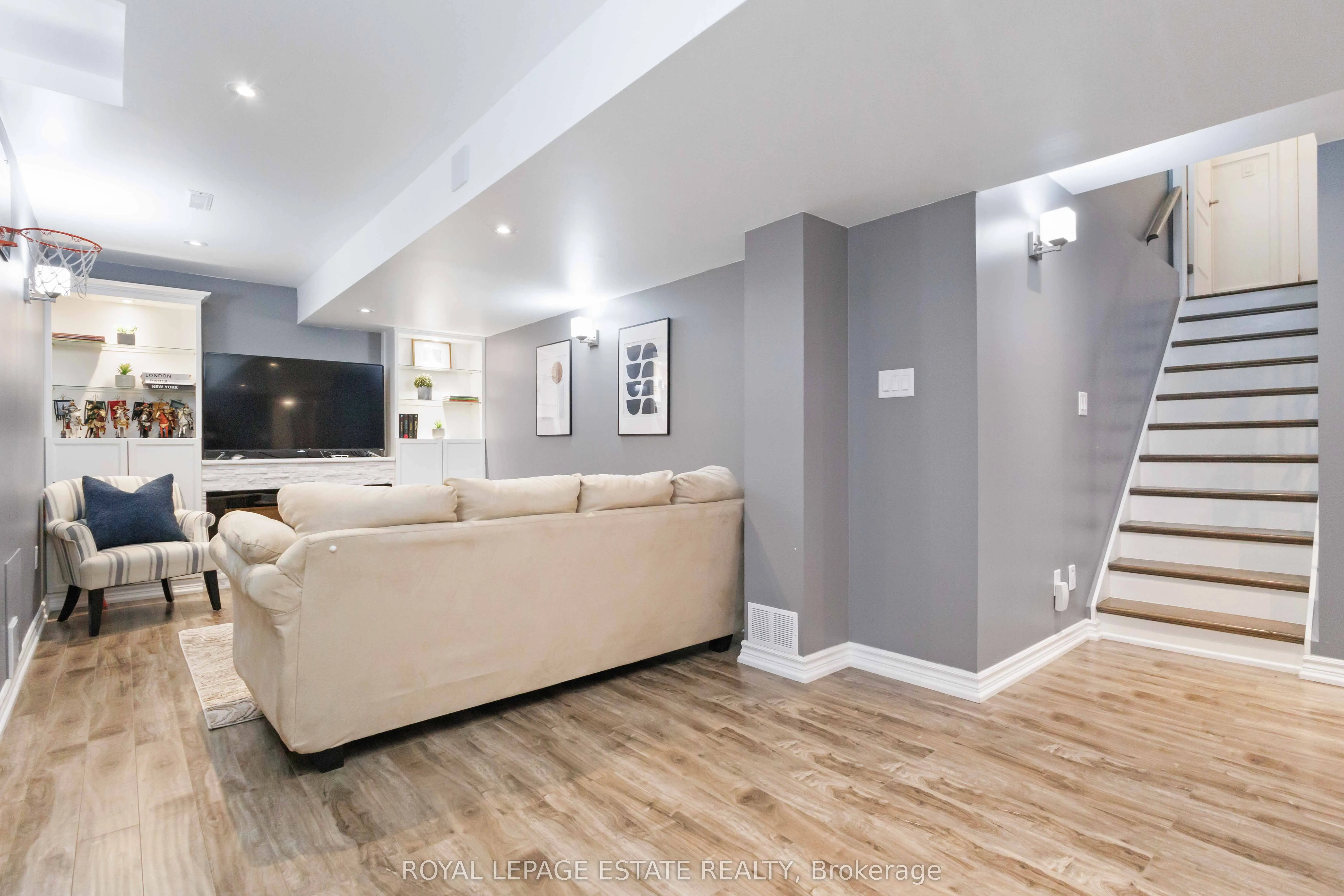 19 Hiram Johnson Road