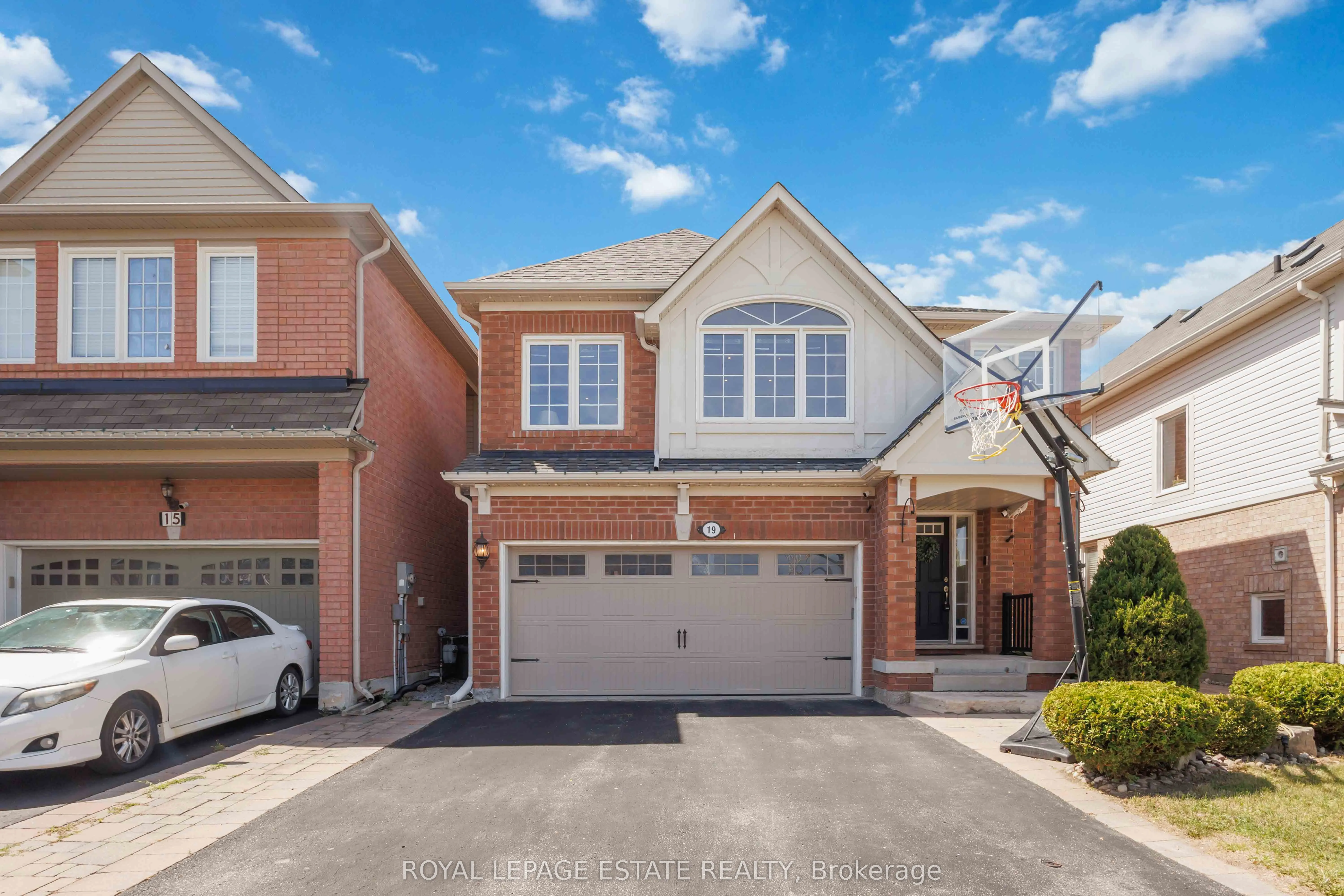 19 Hiram Johnson Road