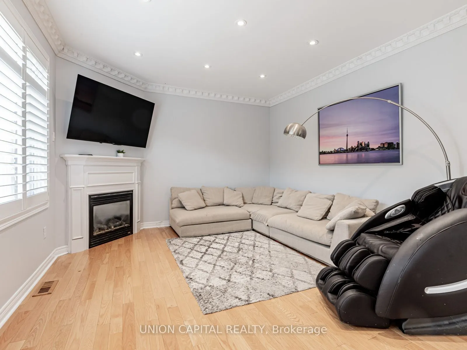 32 Desjardin Drive