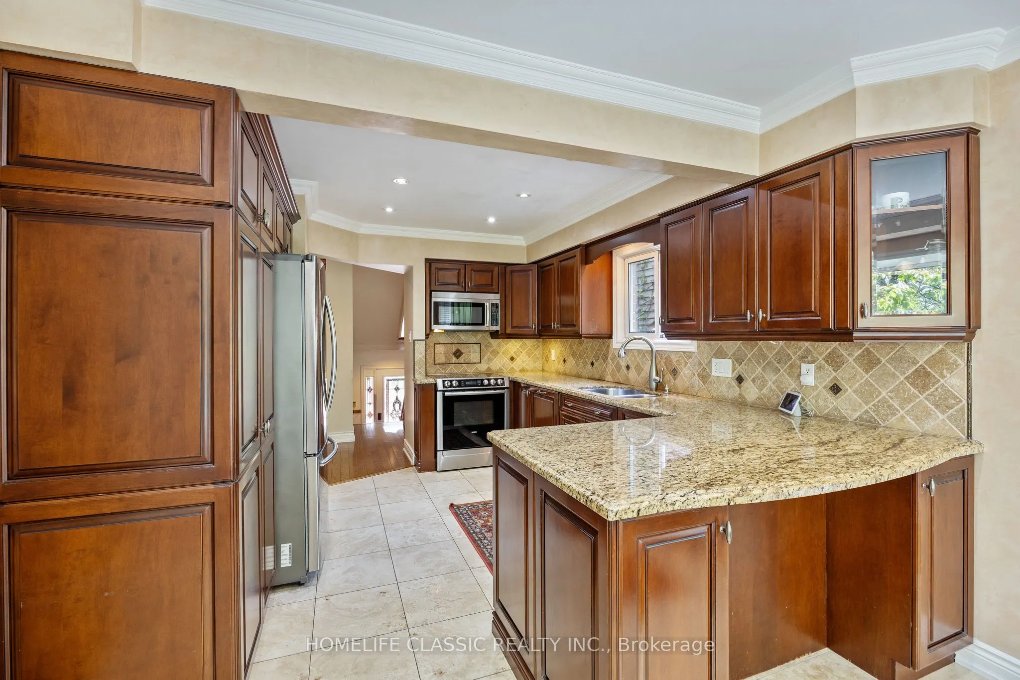 93 North Meadow Crescent
