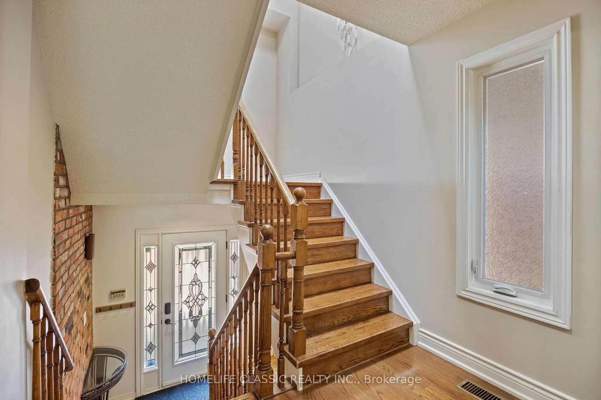 93 North Meadow Crescent