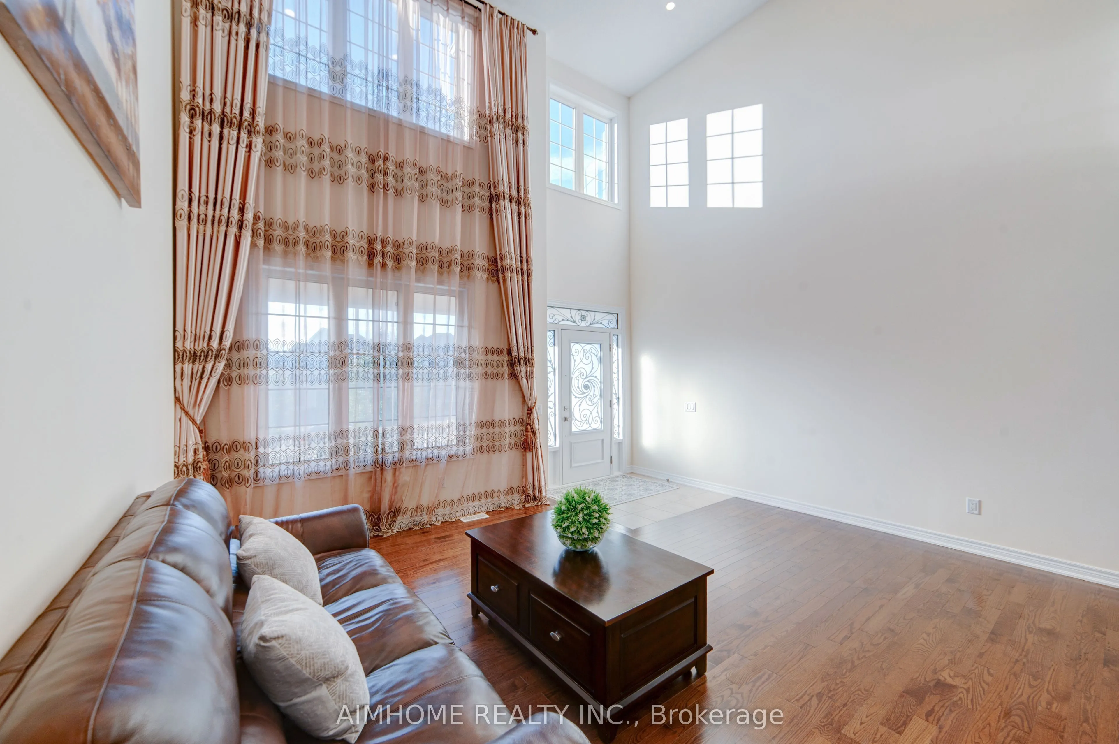 28 Countrywide Court