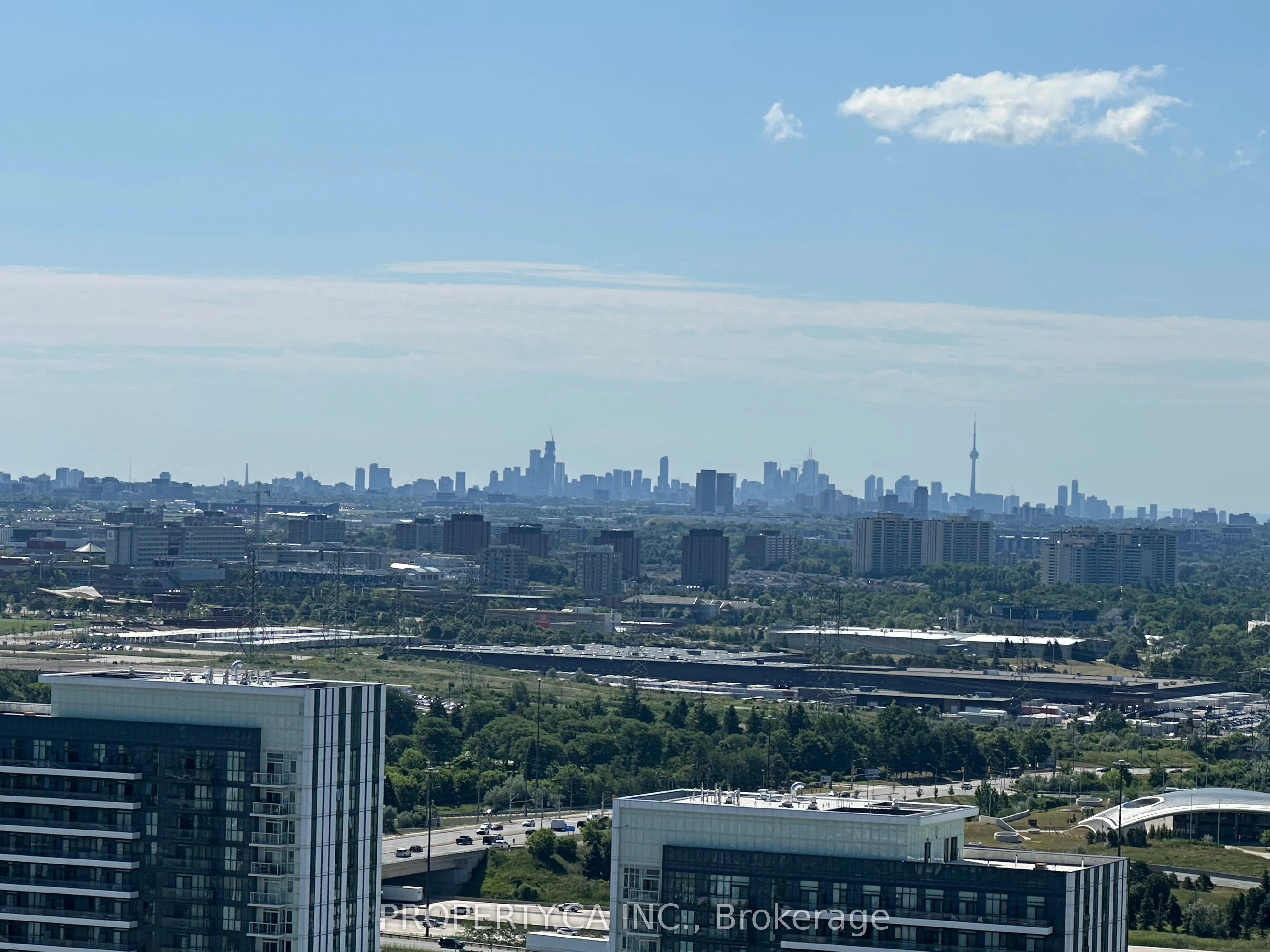 28 Interchange Way, #3306