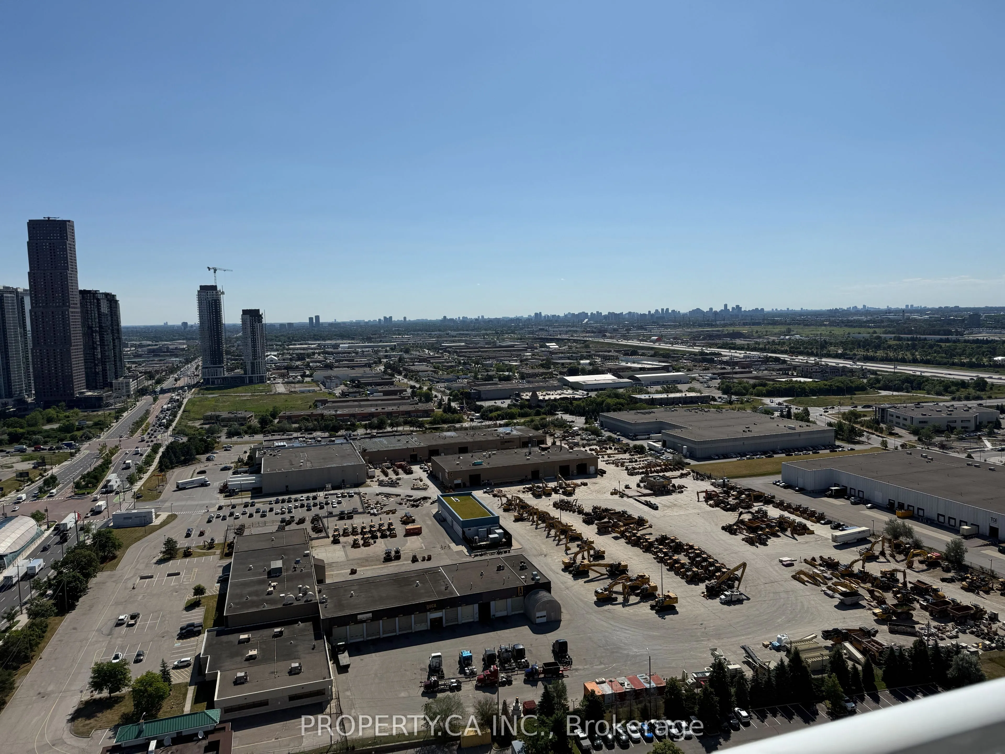 28 Interchange Way, #3306
