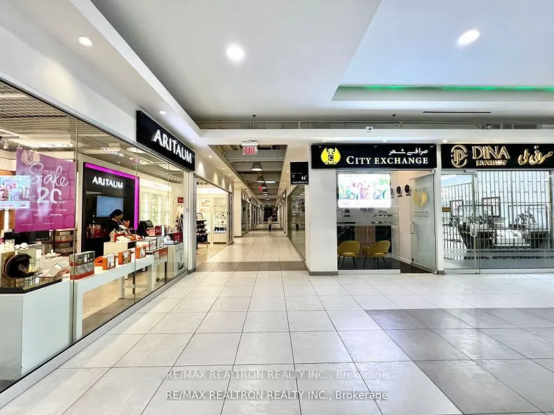 7181 Yonge Street, #42