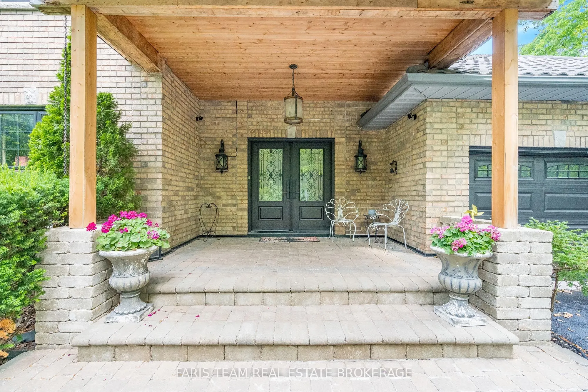 1826 Quantz Crescent