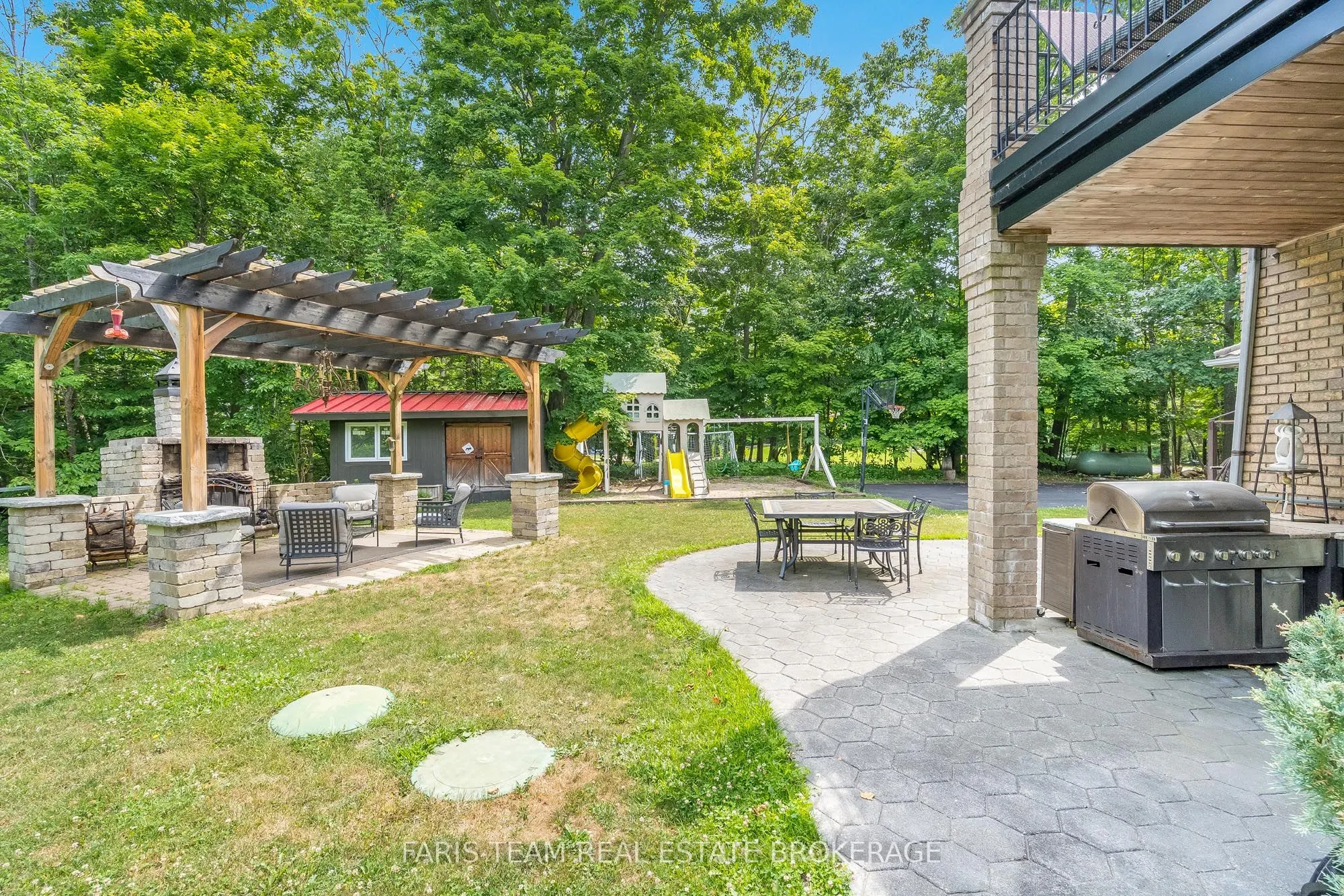 1826 Quantz Crescent