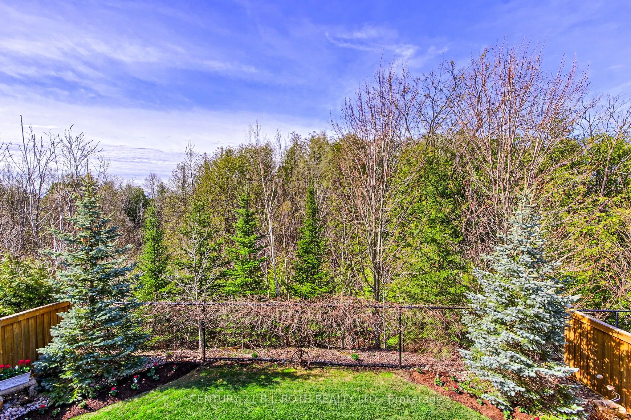 35 Manor Forest Road