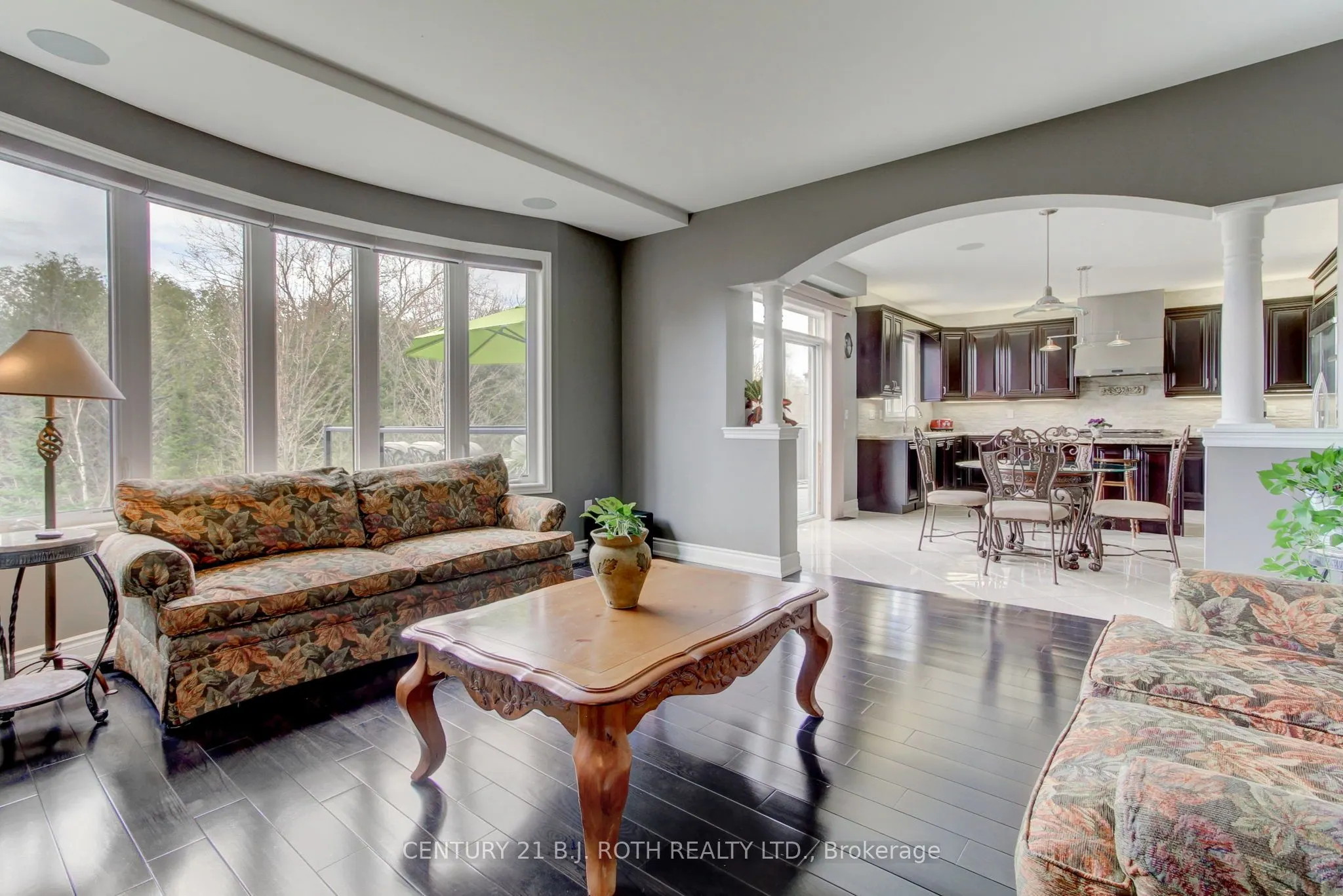 35 Manor Forest Road
