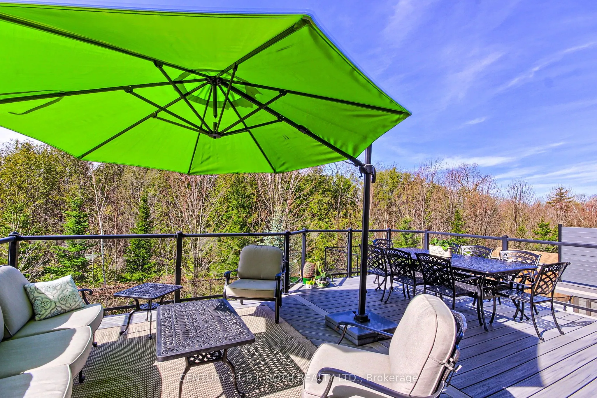 35 Manor Forest Road