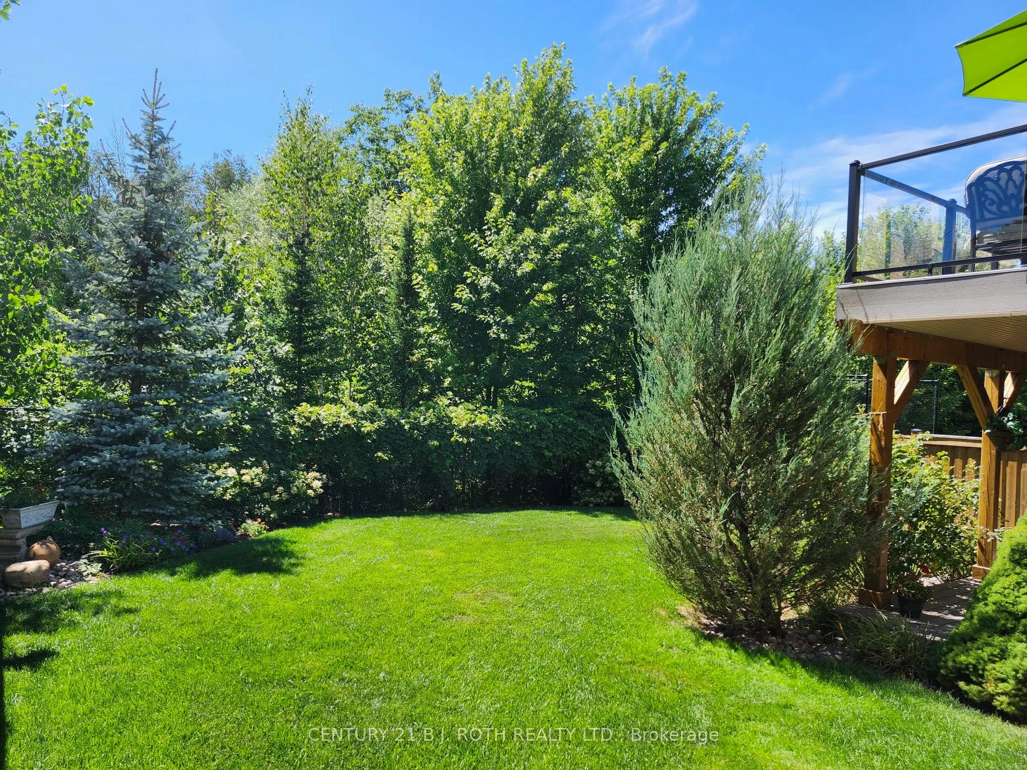 35 Manor Forest Road
