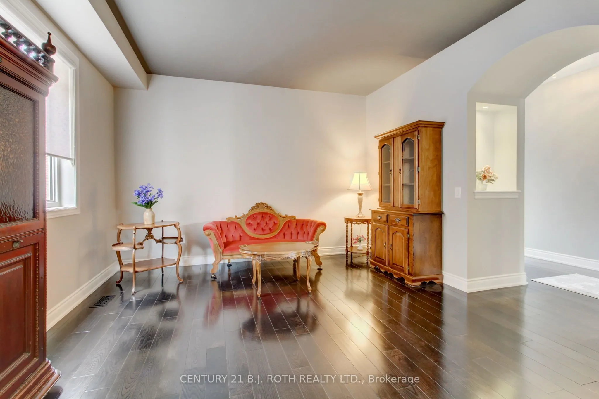 35 Manor Forest Road