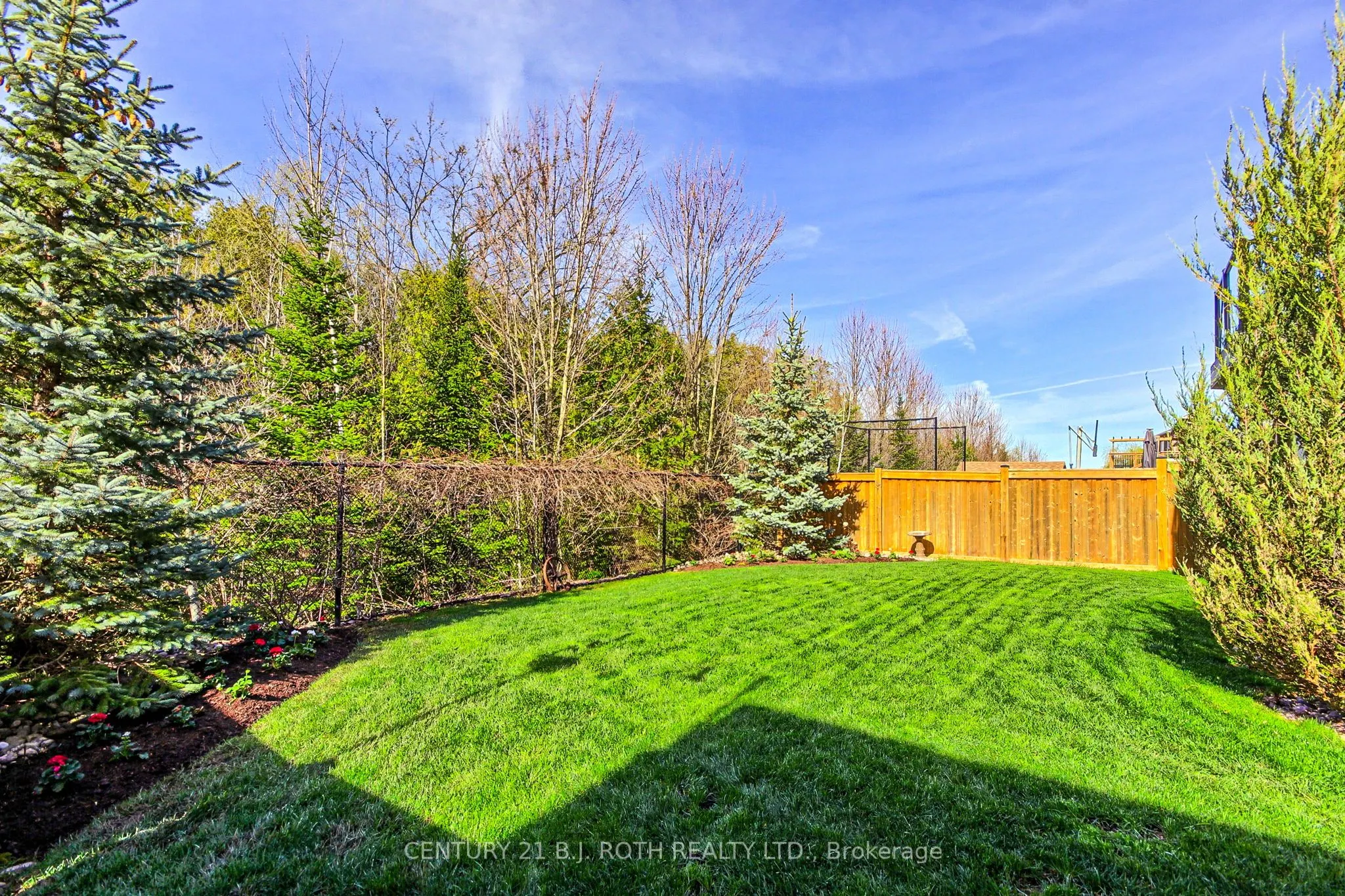 35 Manor Forest Road