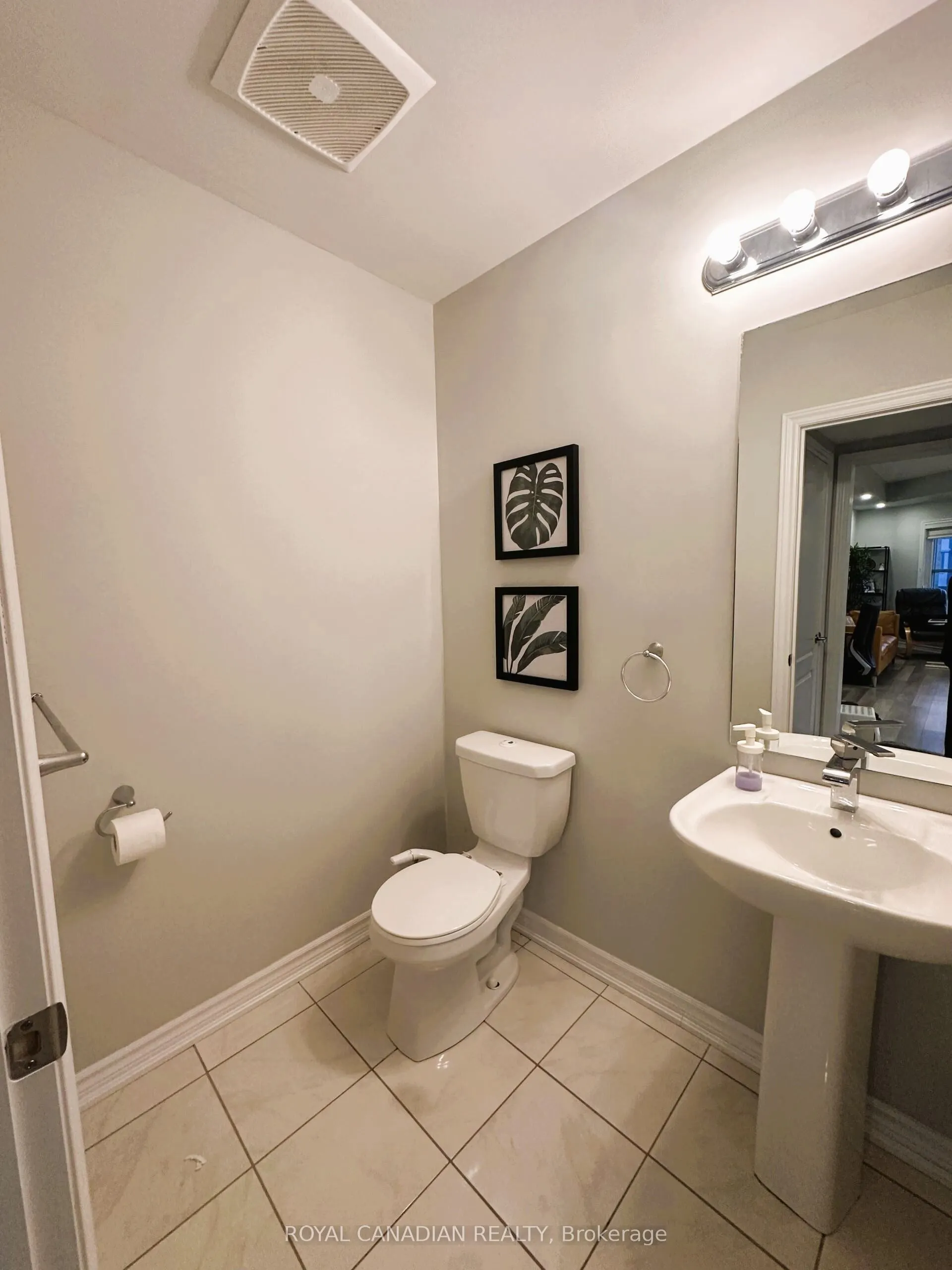 3865 Major Mackenzie Drive, #225