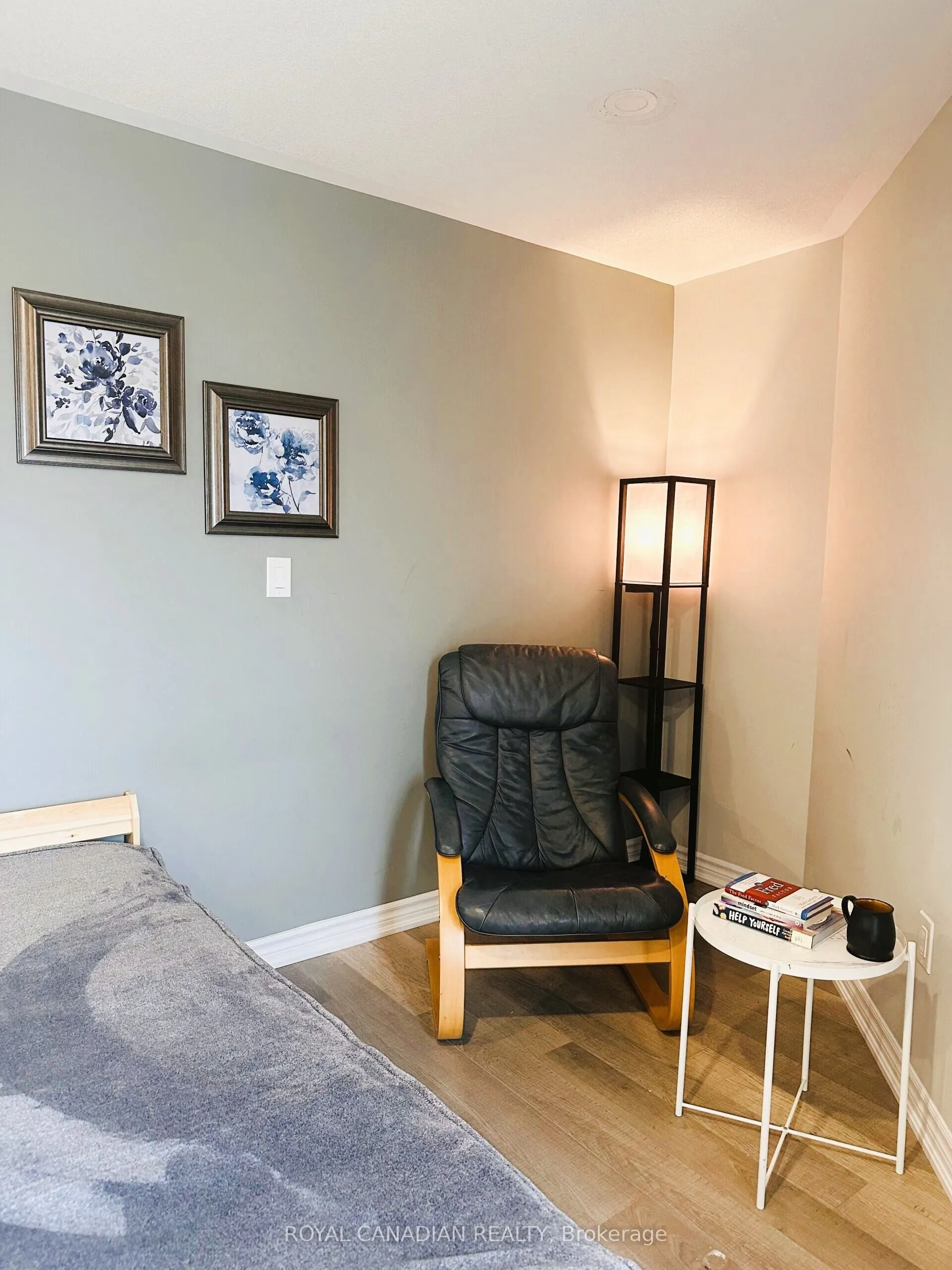 3865 Major Mackenzie Drive, #225