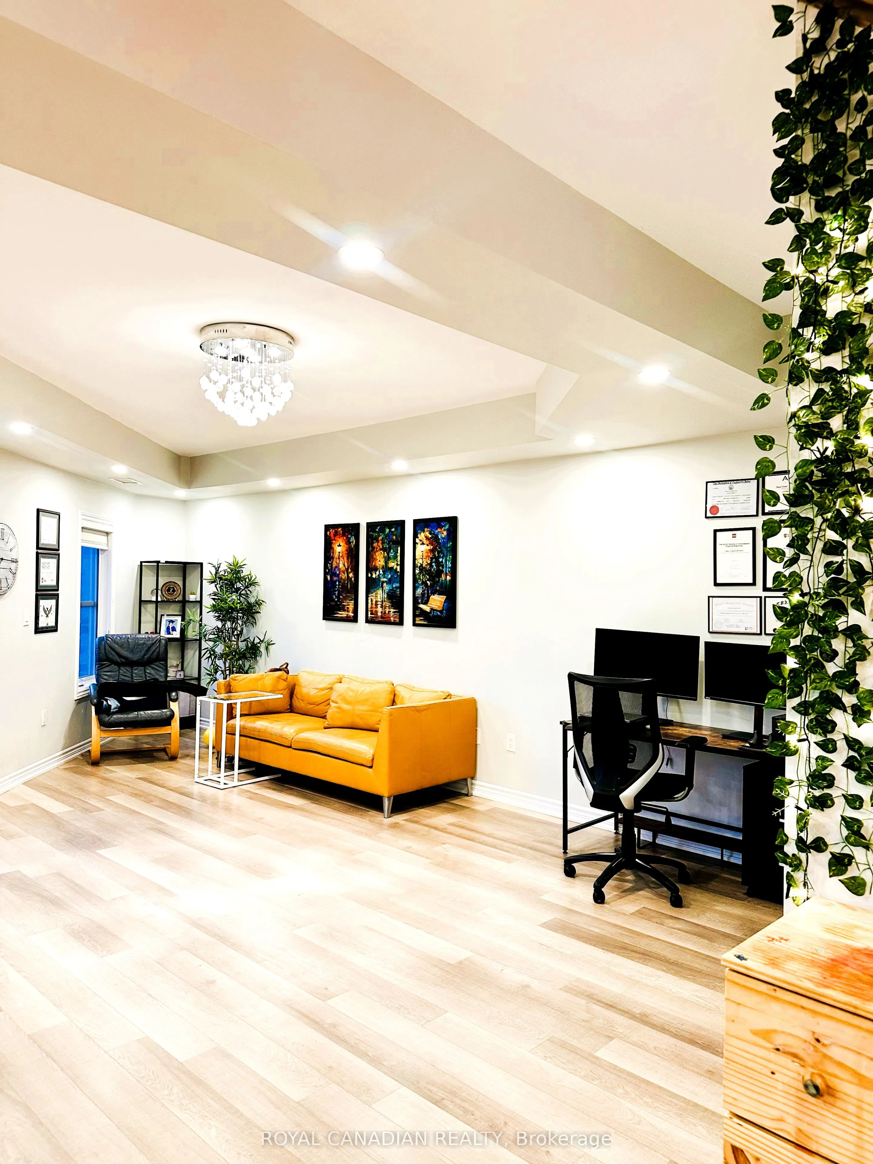 3865 Major Mackenzie Drive, #225