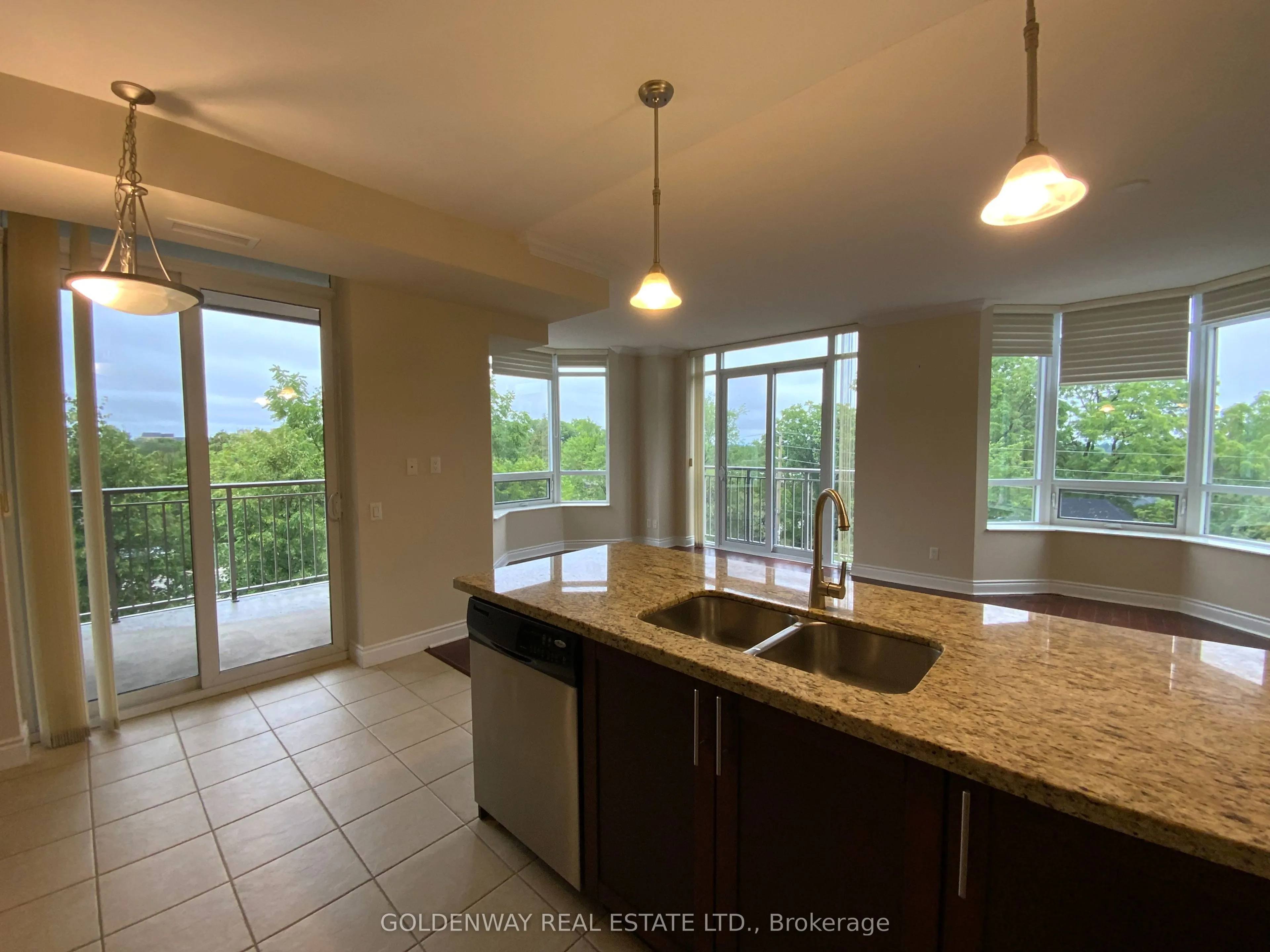 10101 Yonge Street, #315