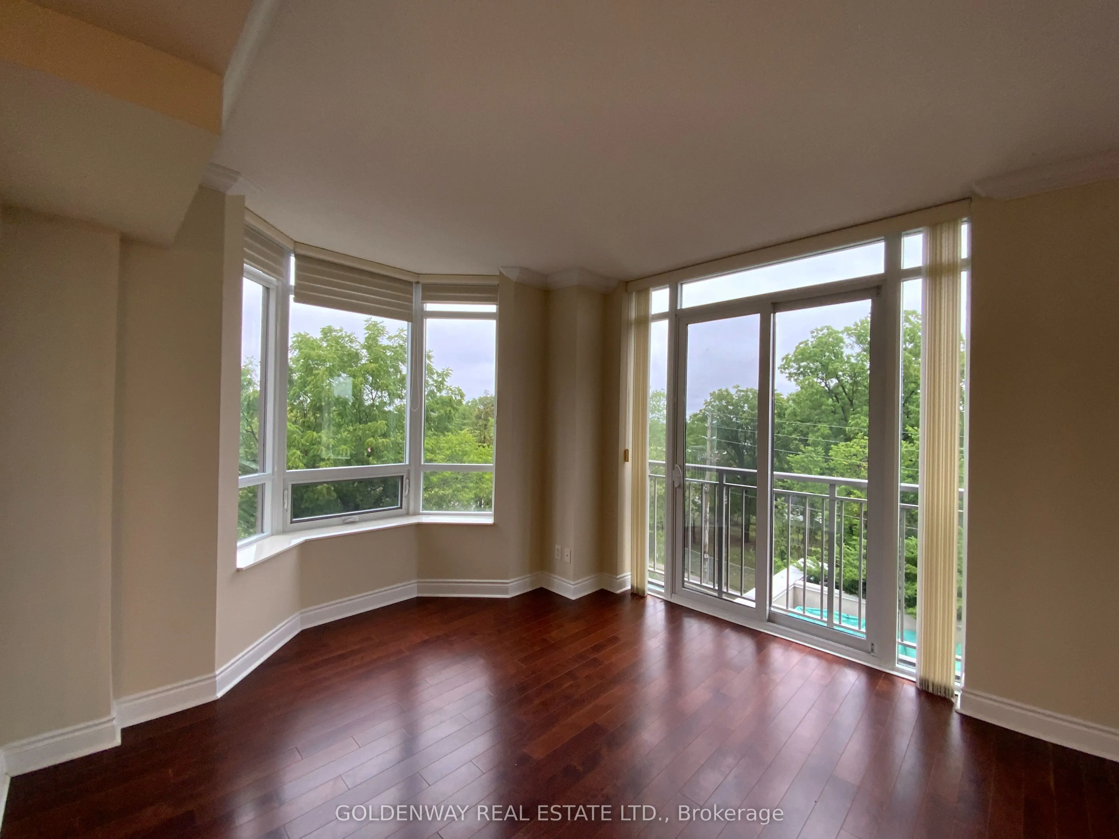 10101 Yonge Street, #315
