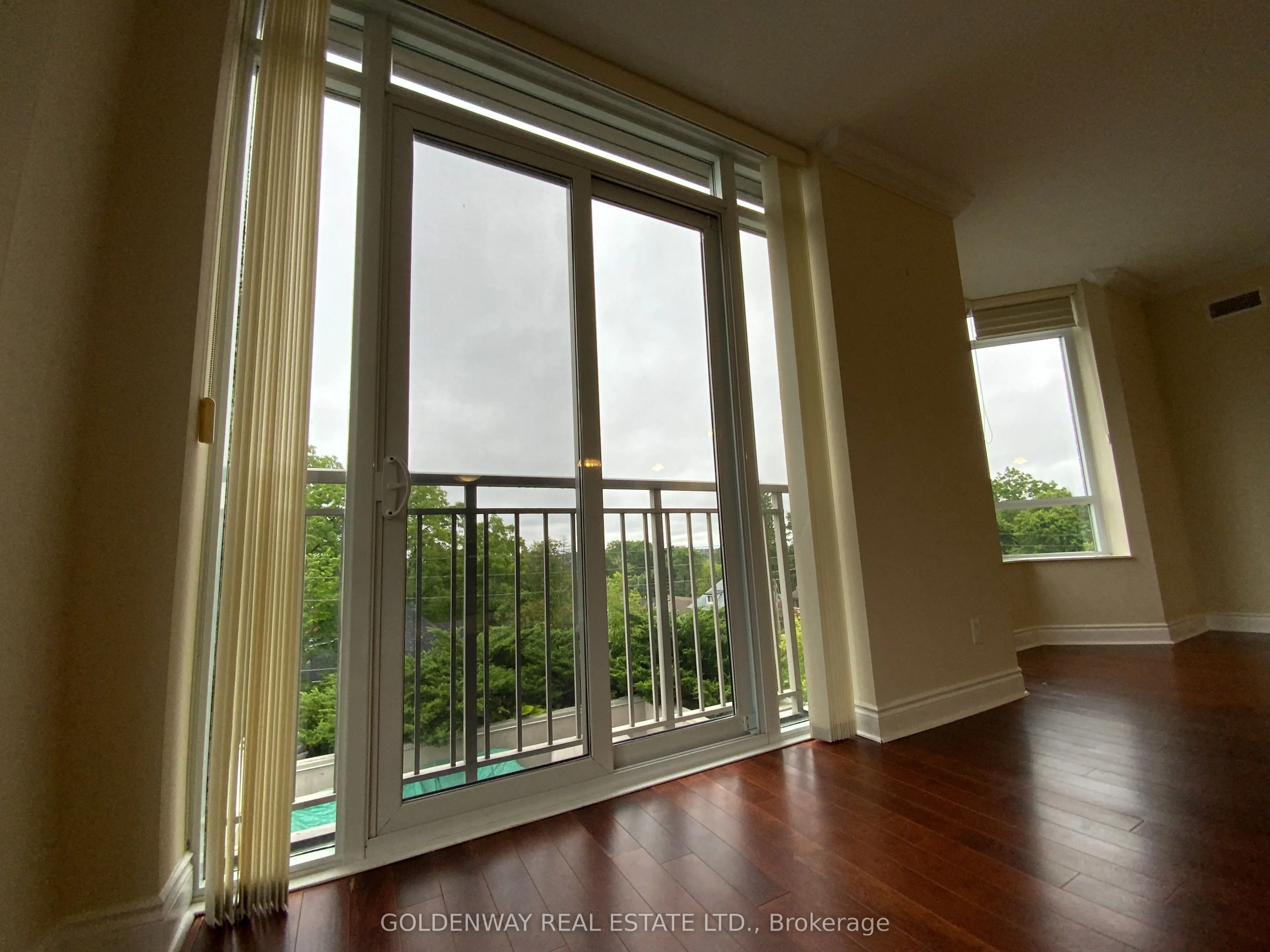 10101 Yonge Street, #315