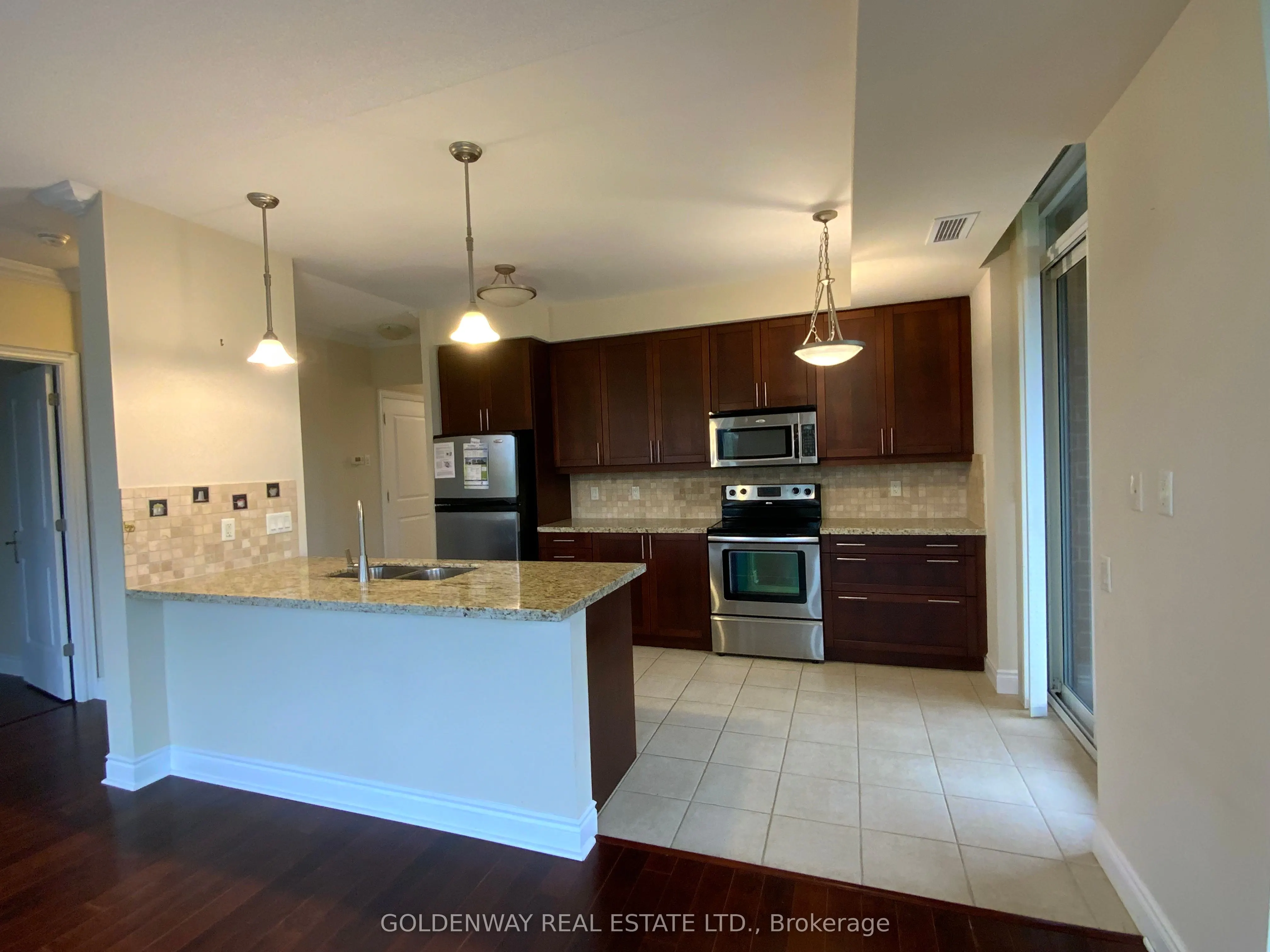 10101 Yonge Street, #315