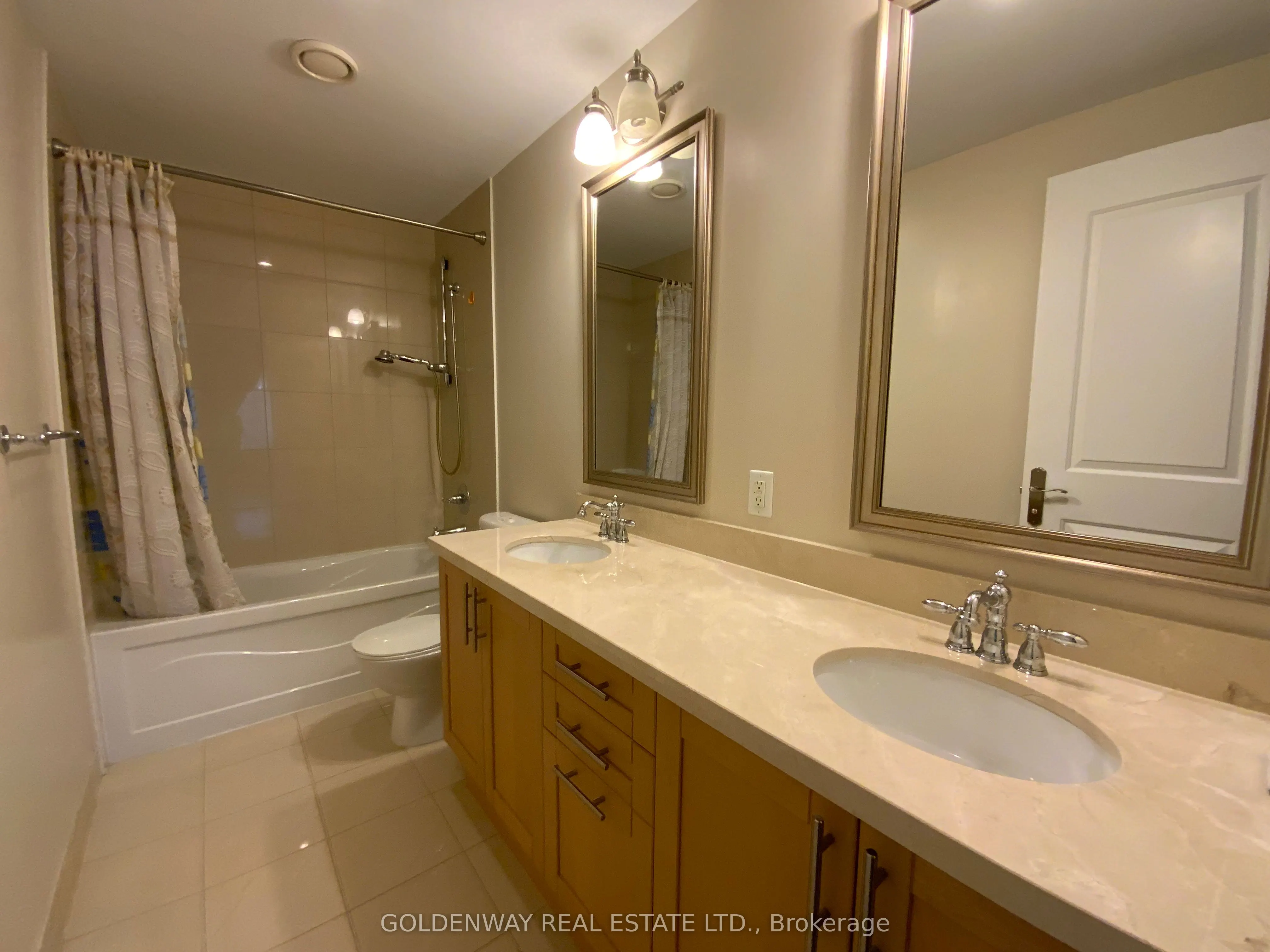 10101 Yonge Street, #315