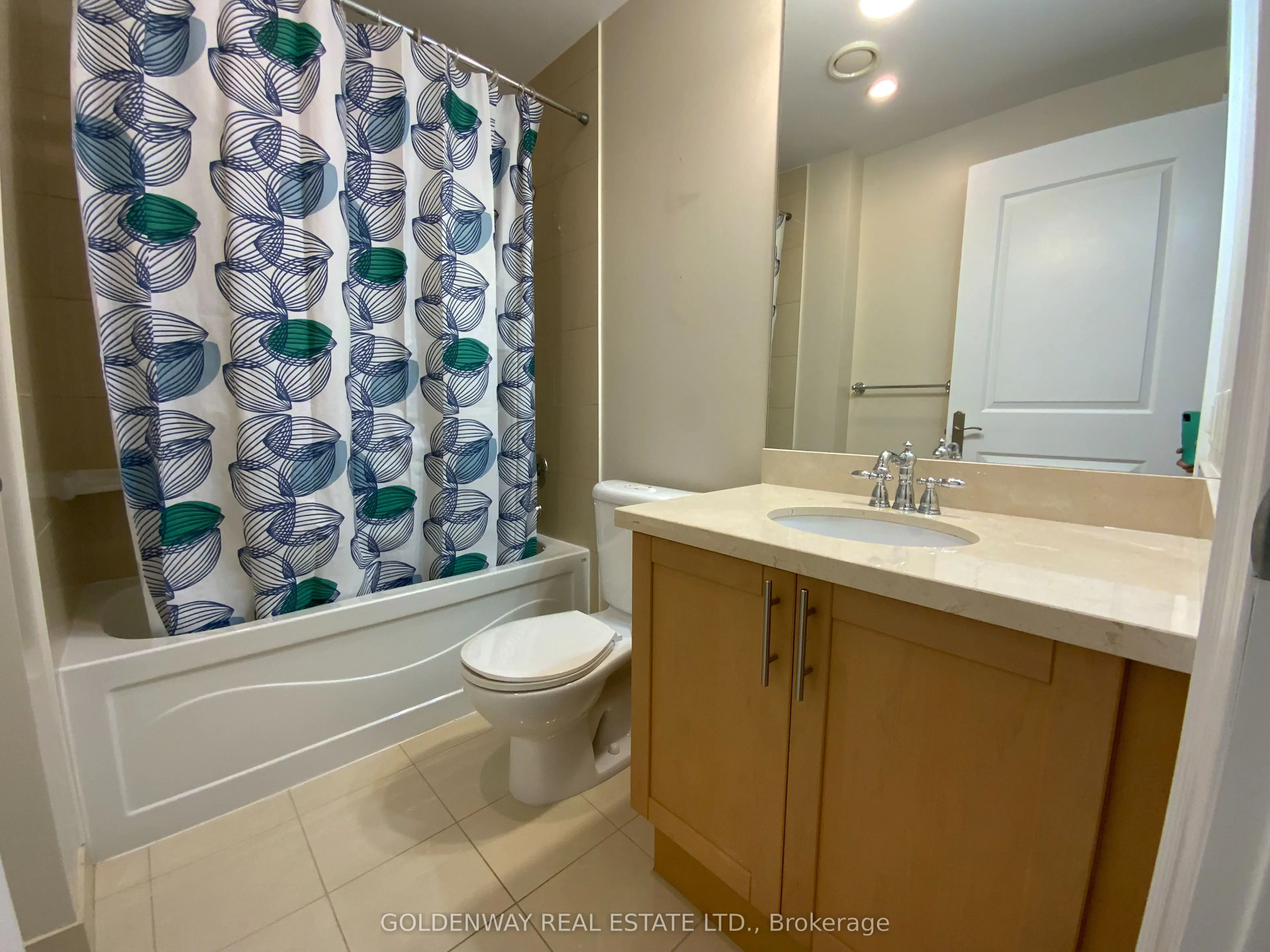 10101 Yonge Street, #315