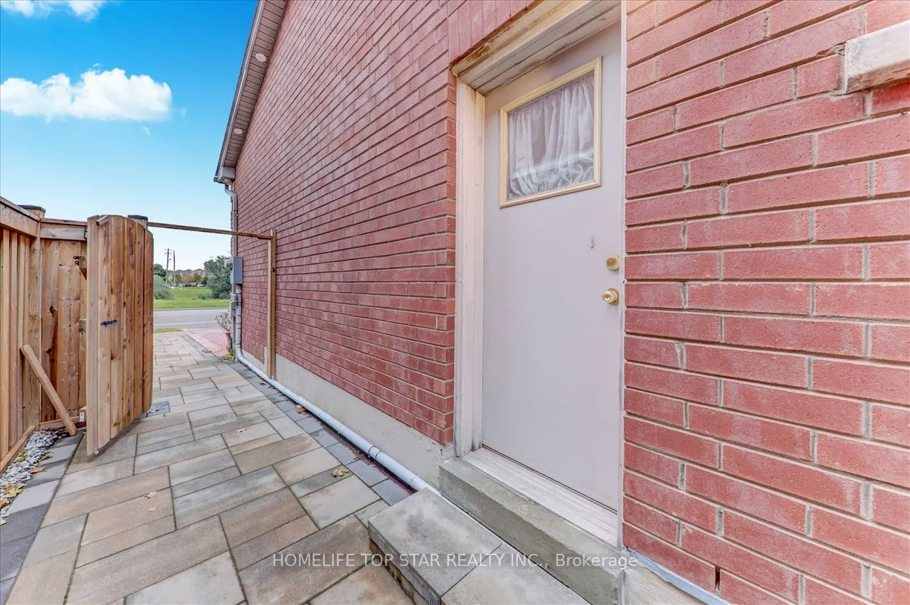50 Marydale Ave Avenue S