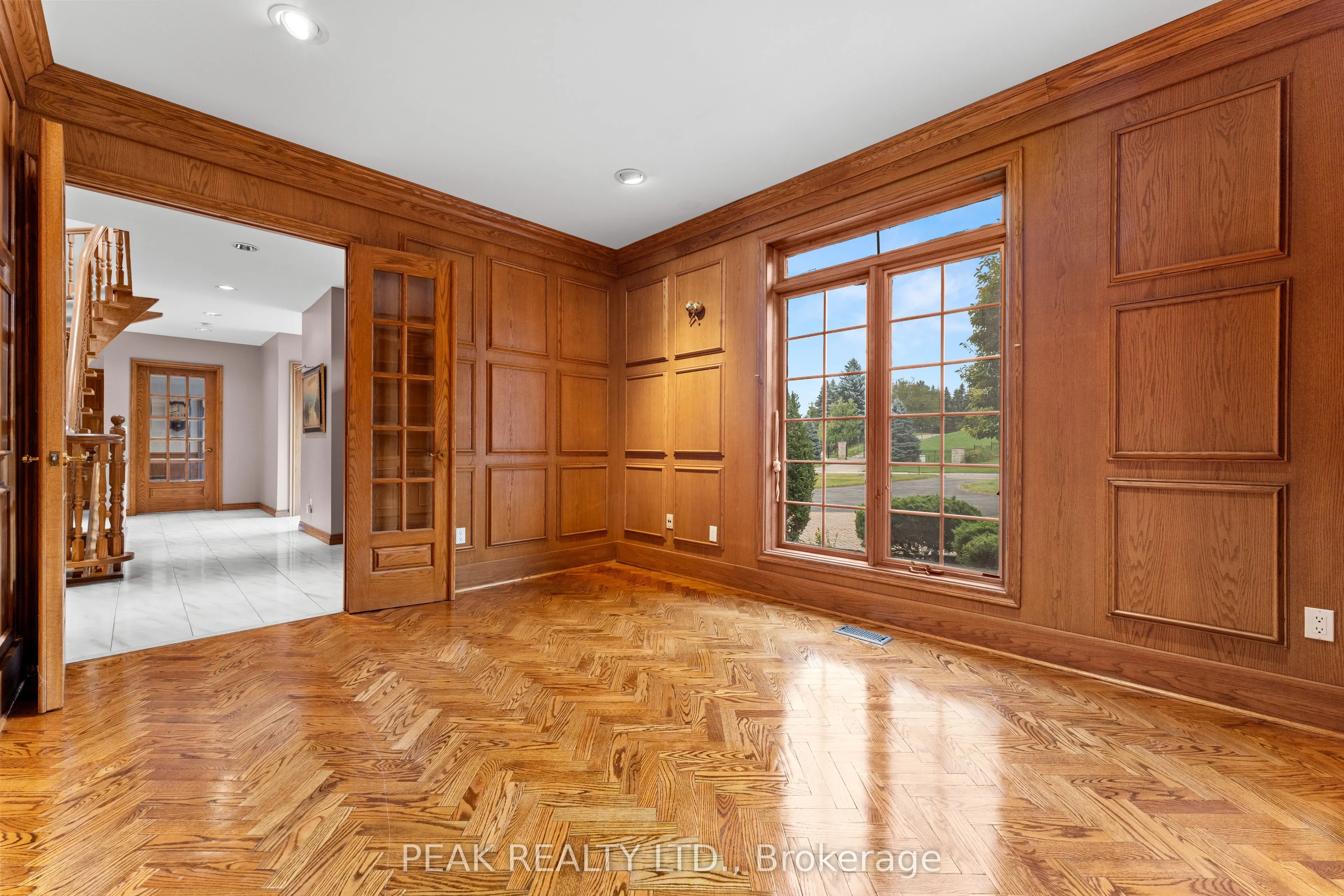 21 Woodland Acres Crescent