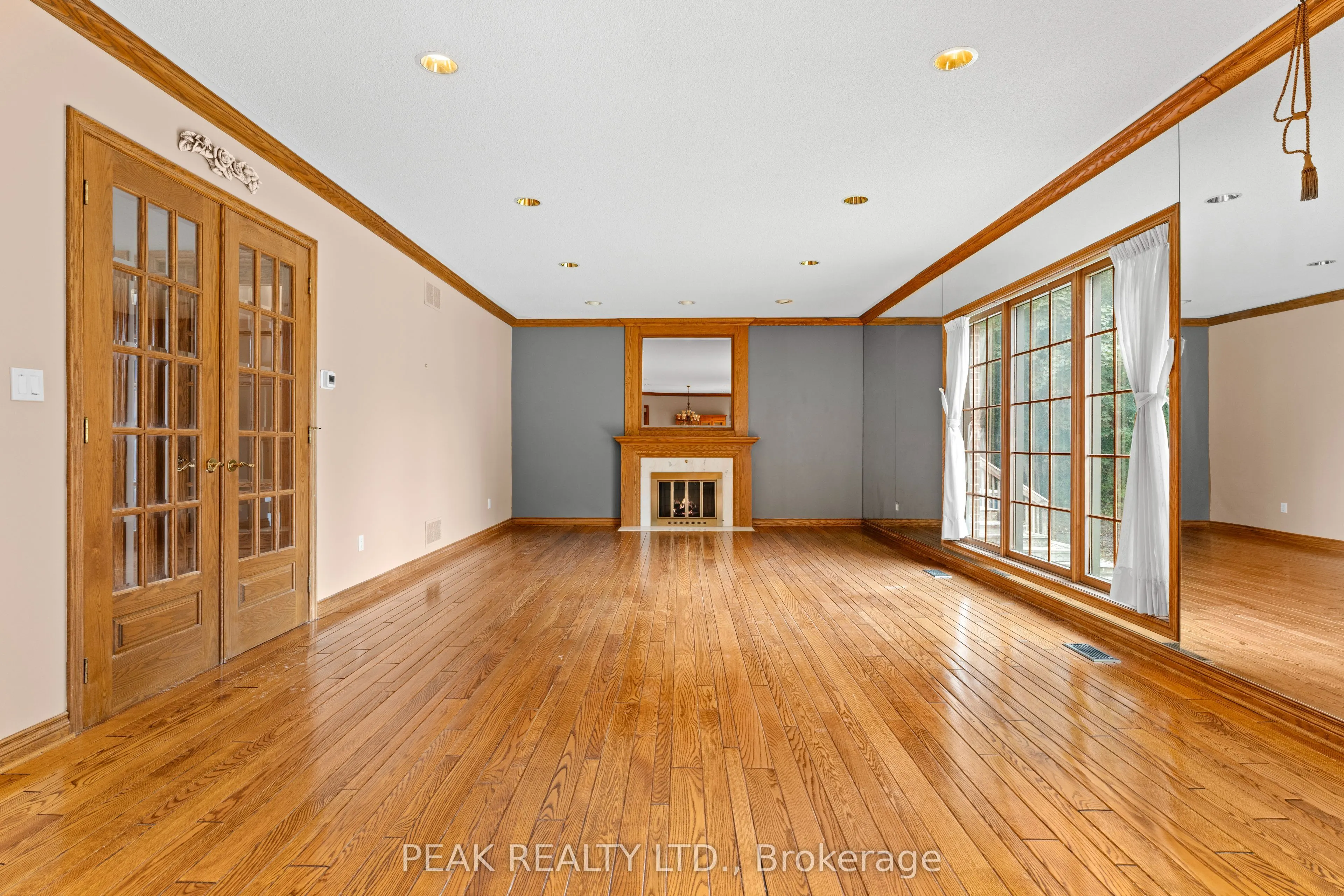 21 Woodland Acres Crescent