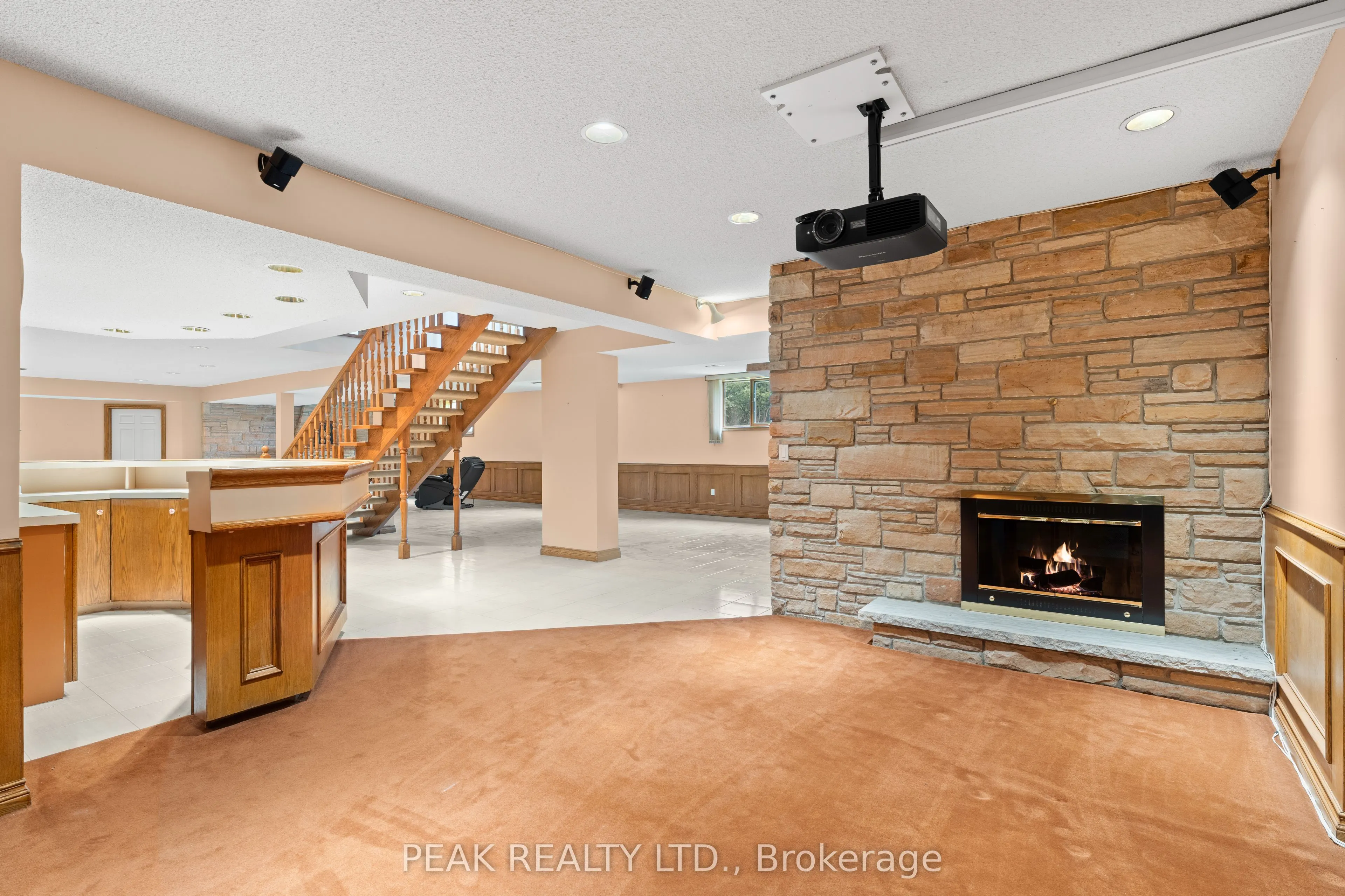 21 Woodland Acres Crescent