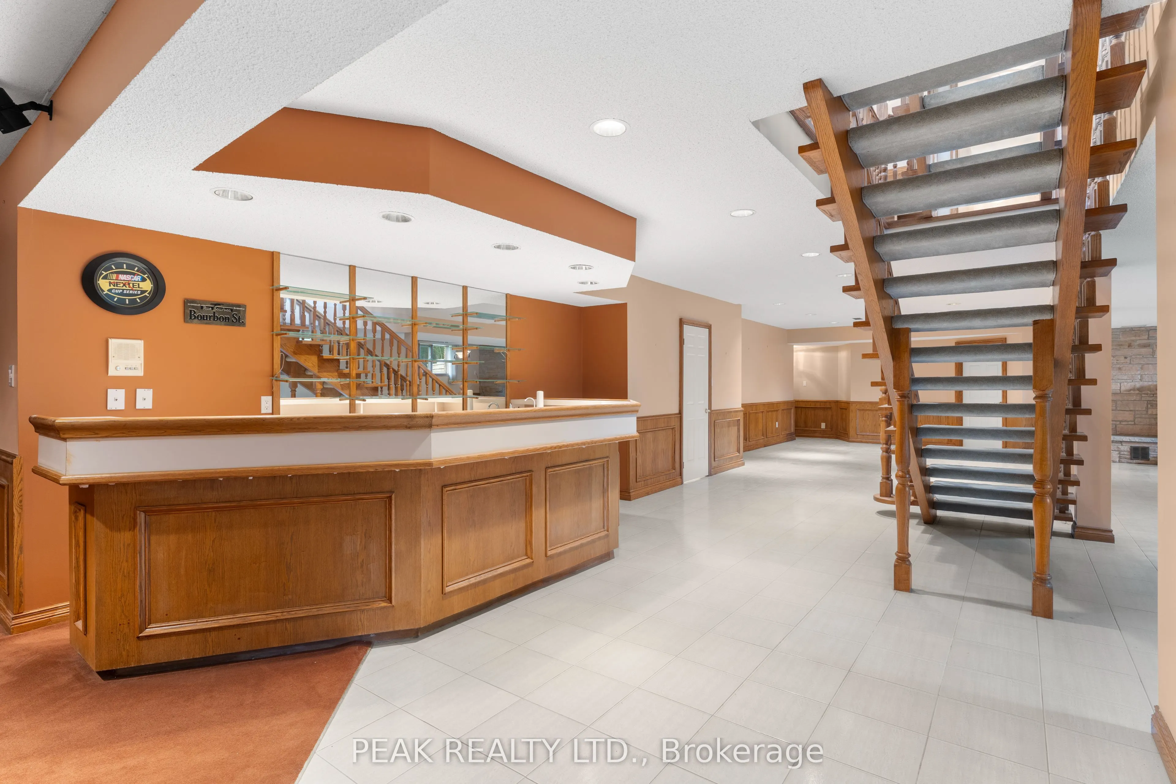 21 Woodland Acres Crescent