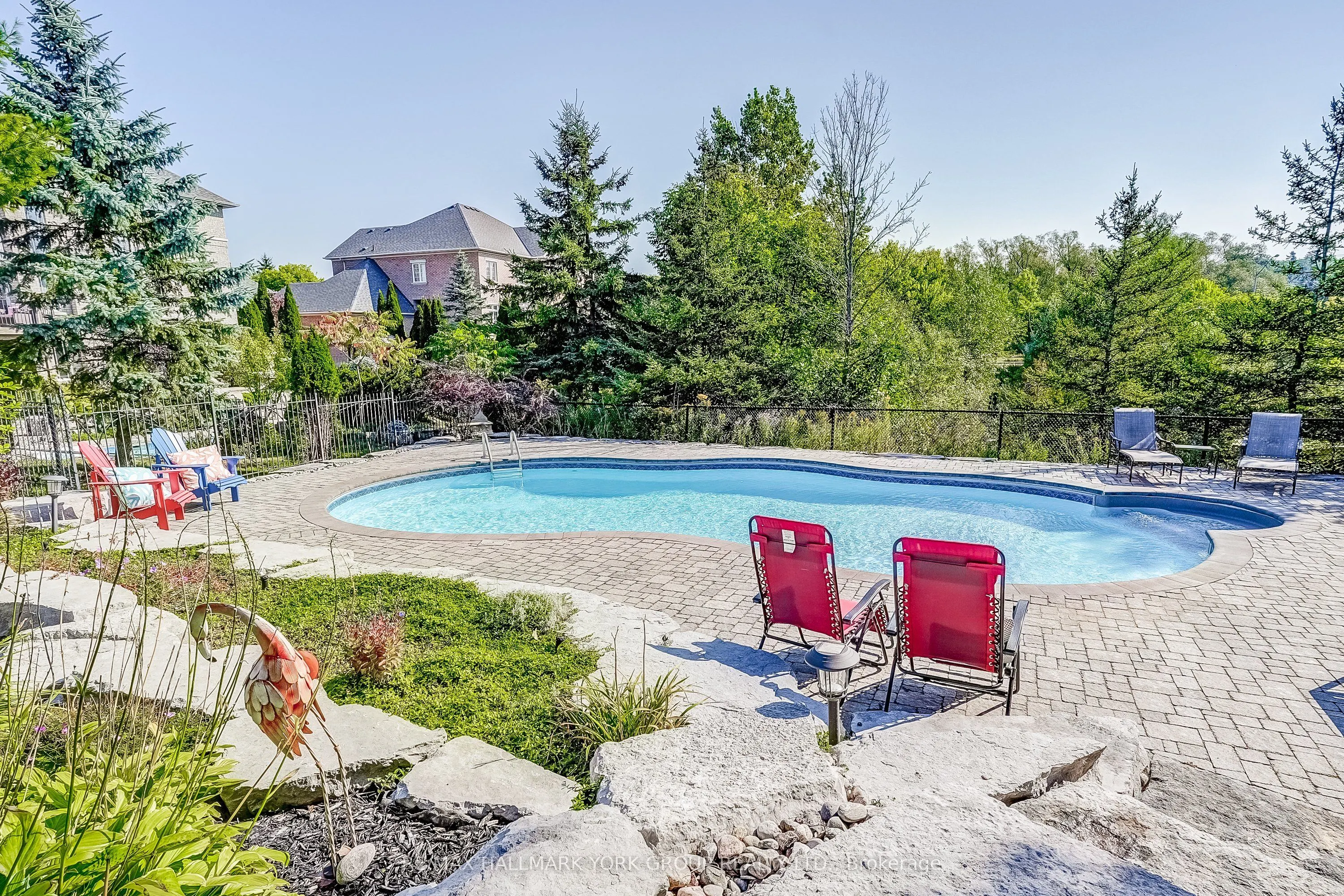 17 Duncton Wood Crescent