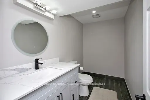 255 Shaftsbury Avenue, #27