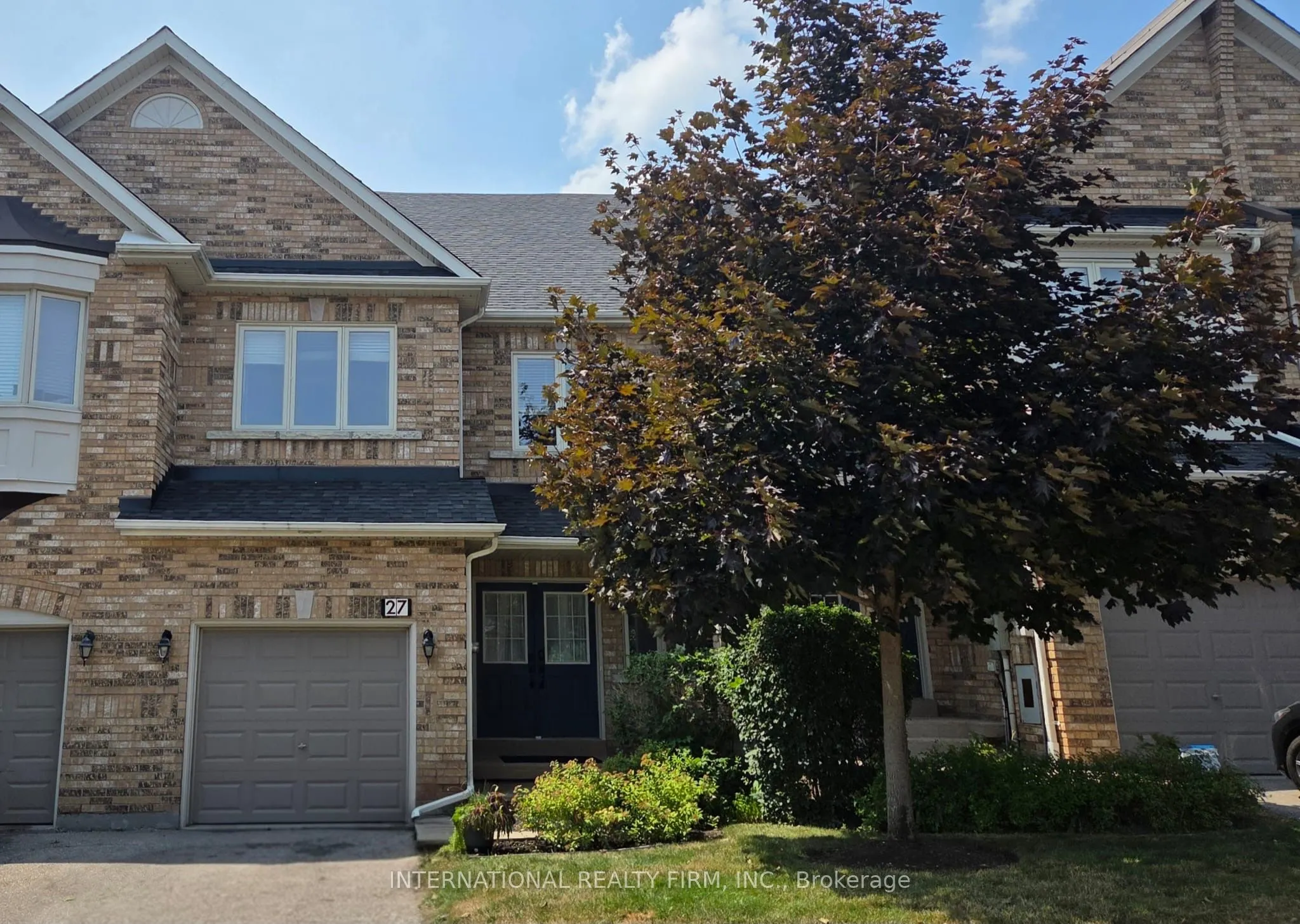 255 Shaftsbury Avenue, #27