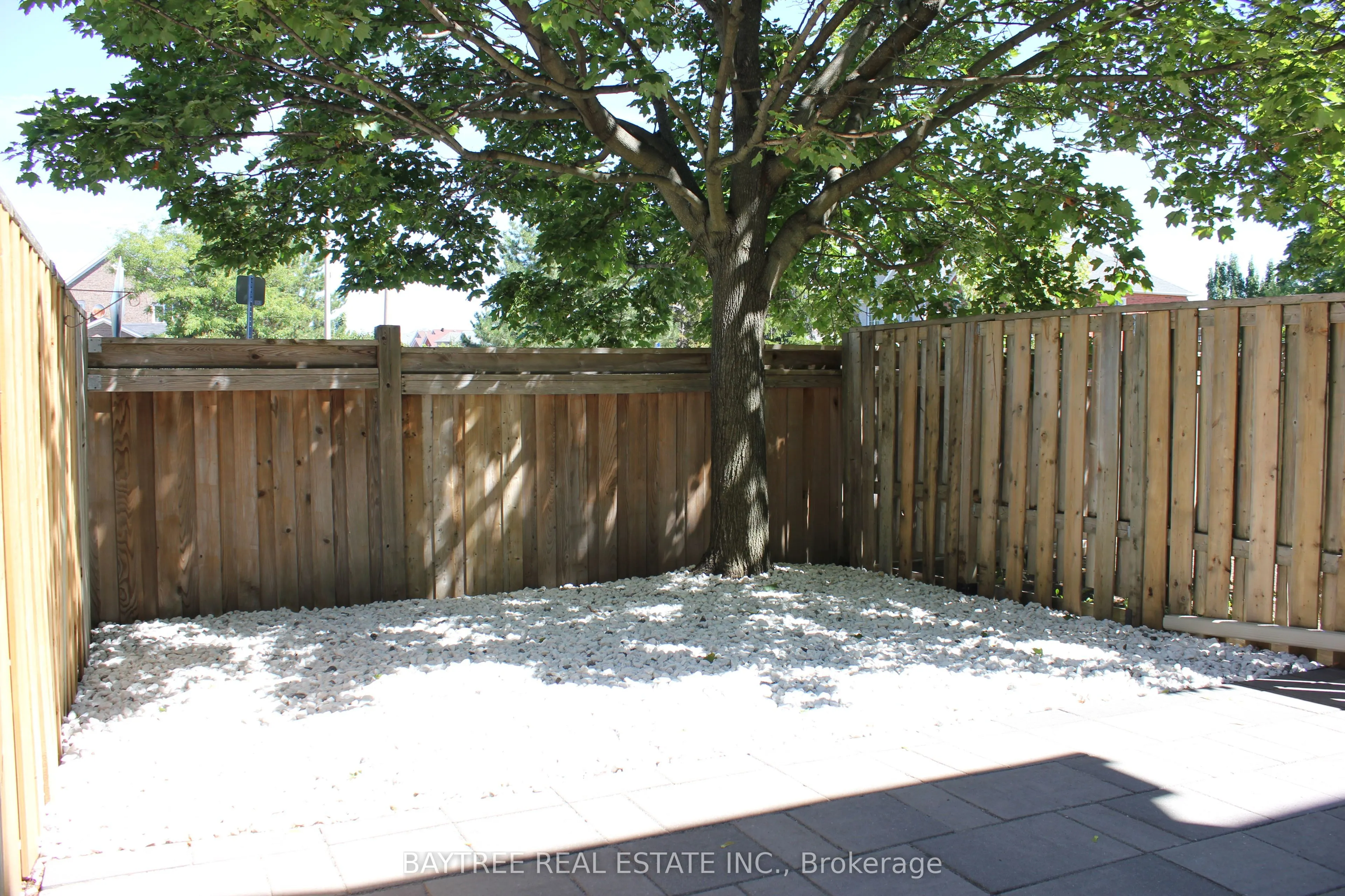 4 Larissa Court, #2