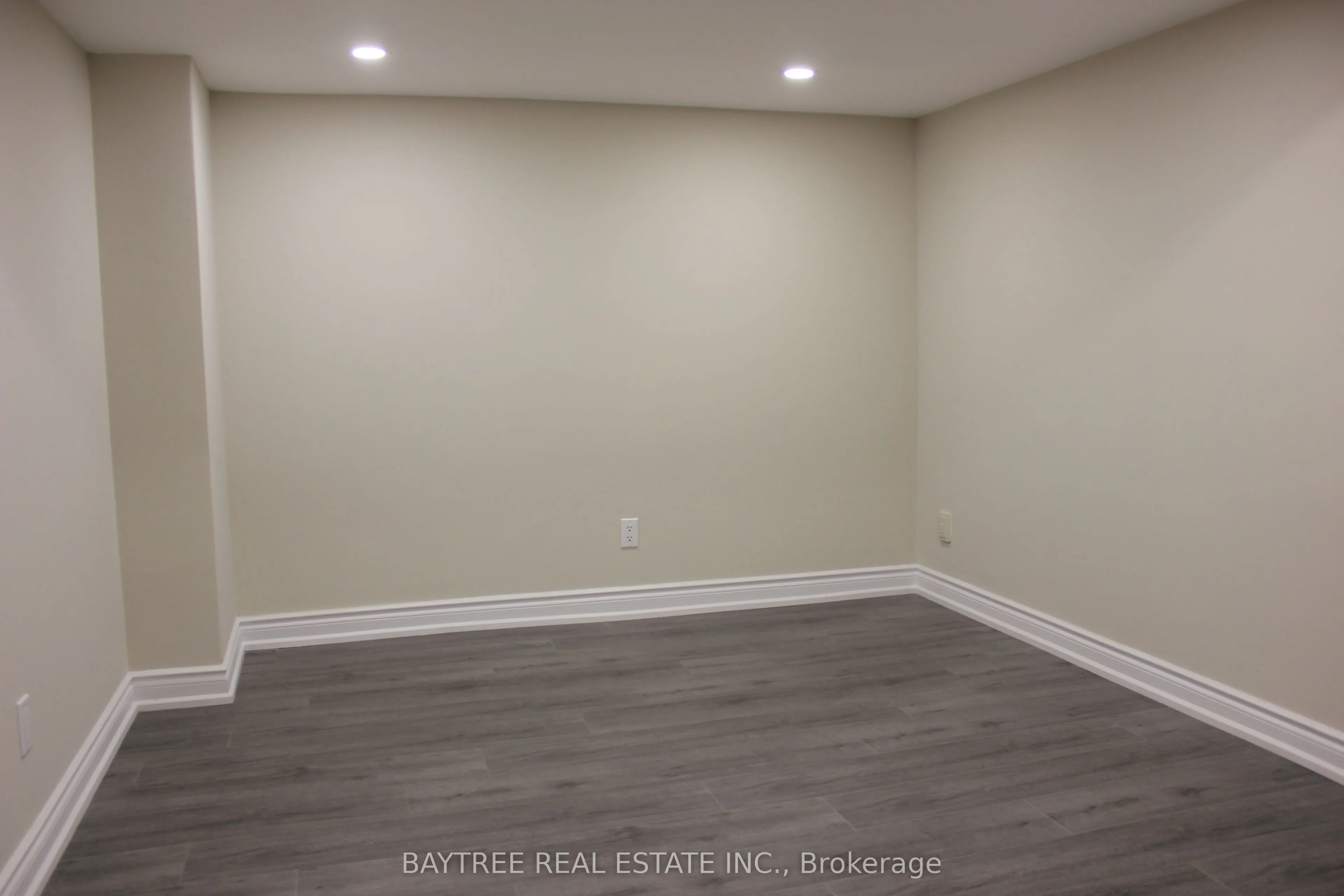 4 Larissa Court, #2
